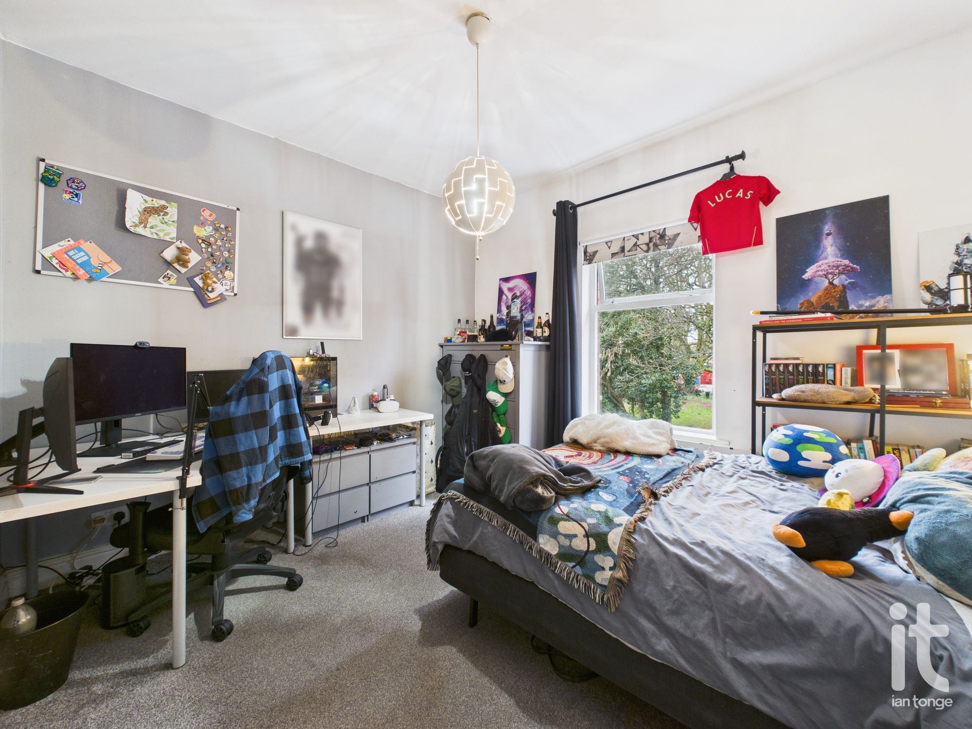 3 bedroom semi-detached house For Sale in Stockport - Photograph 13.