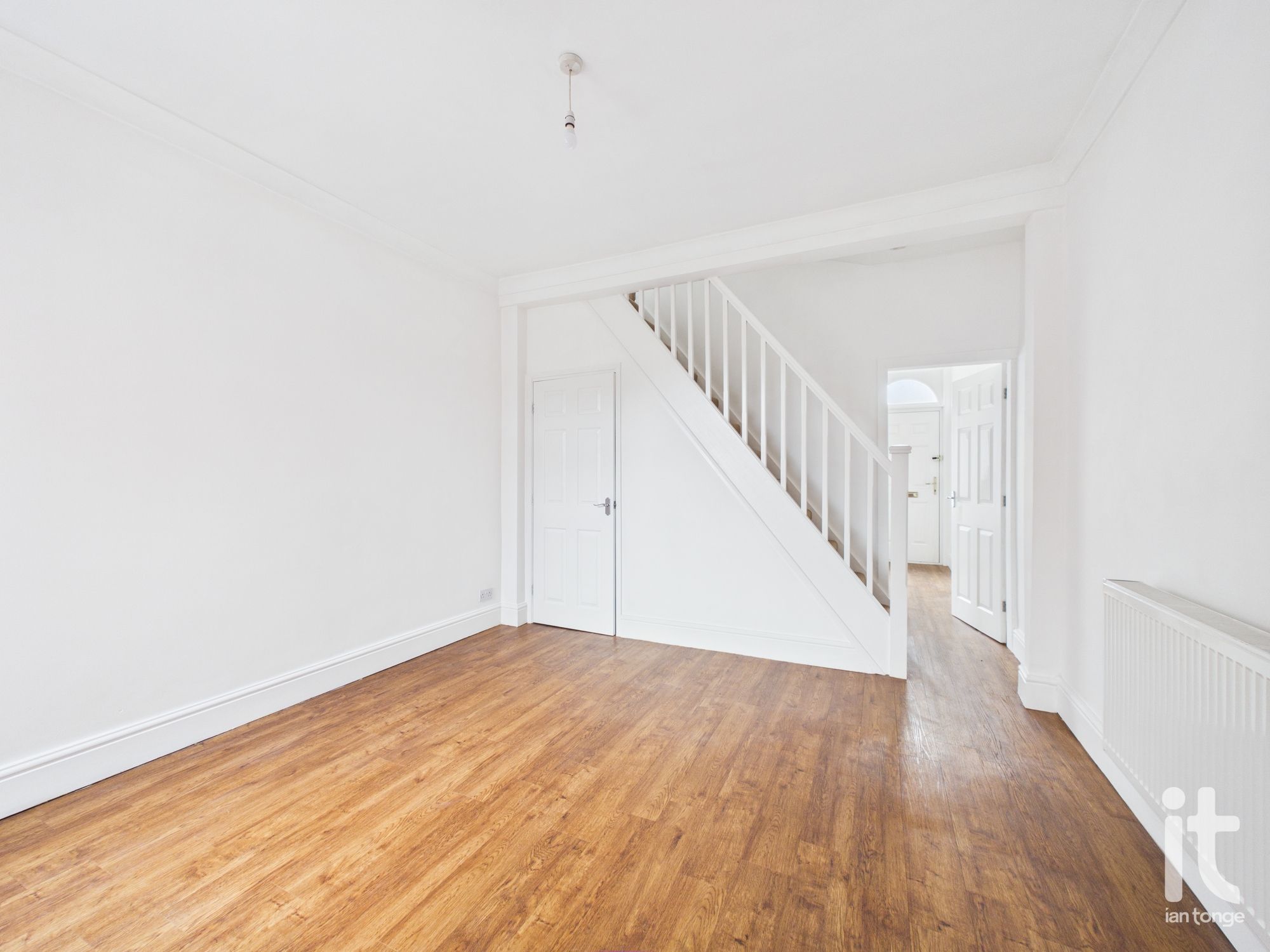 2 bedroom mid terraced house For Sale in Stockport - Photograph 7.