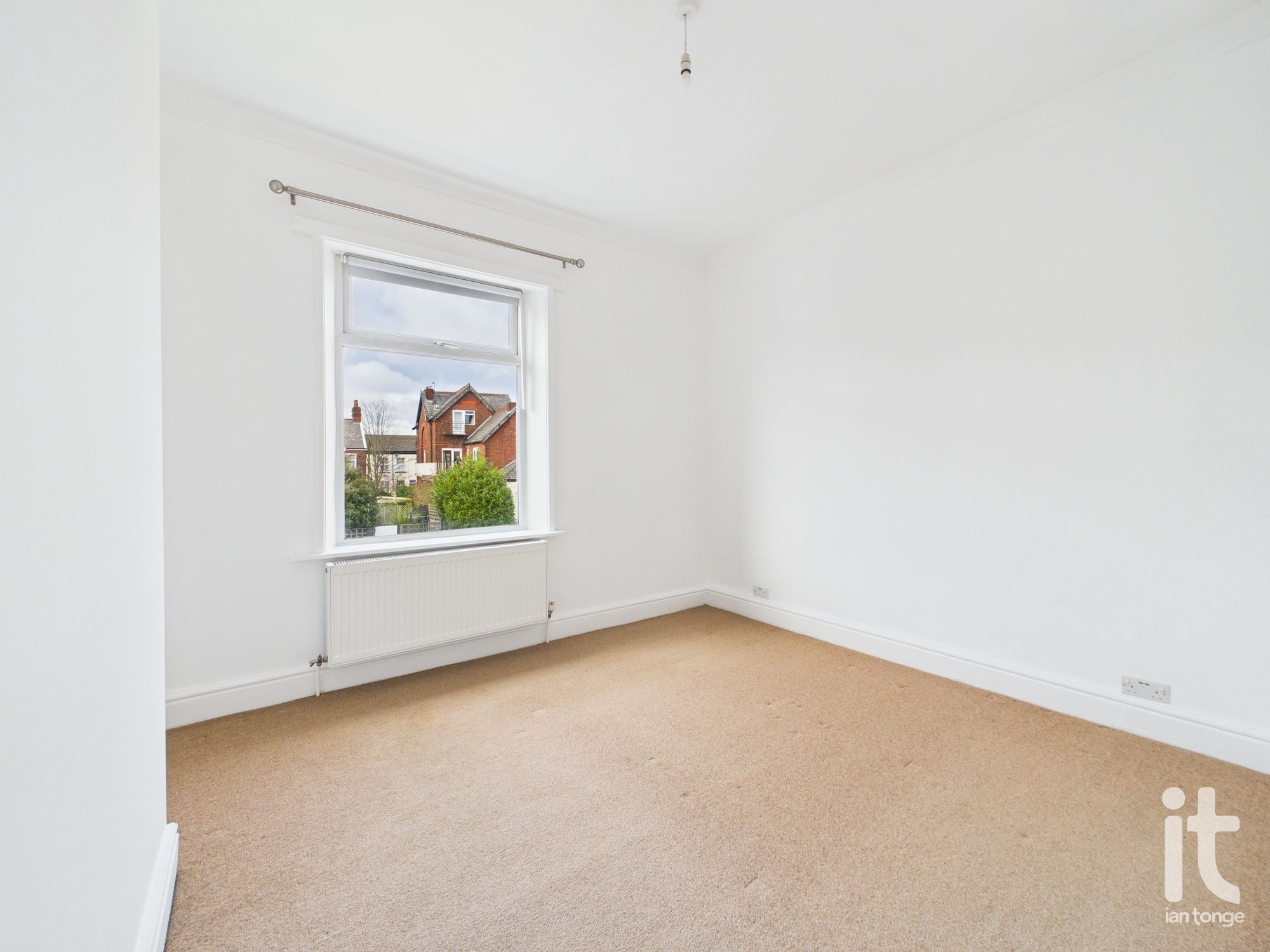 2 bedroom mid terraced house For Sale in Stockport - Photograph 10.