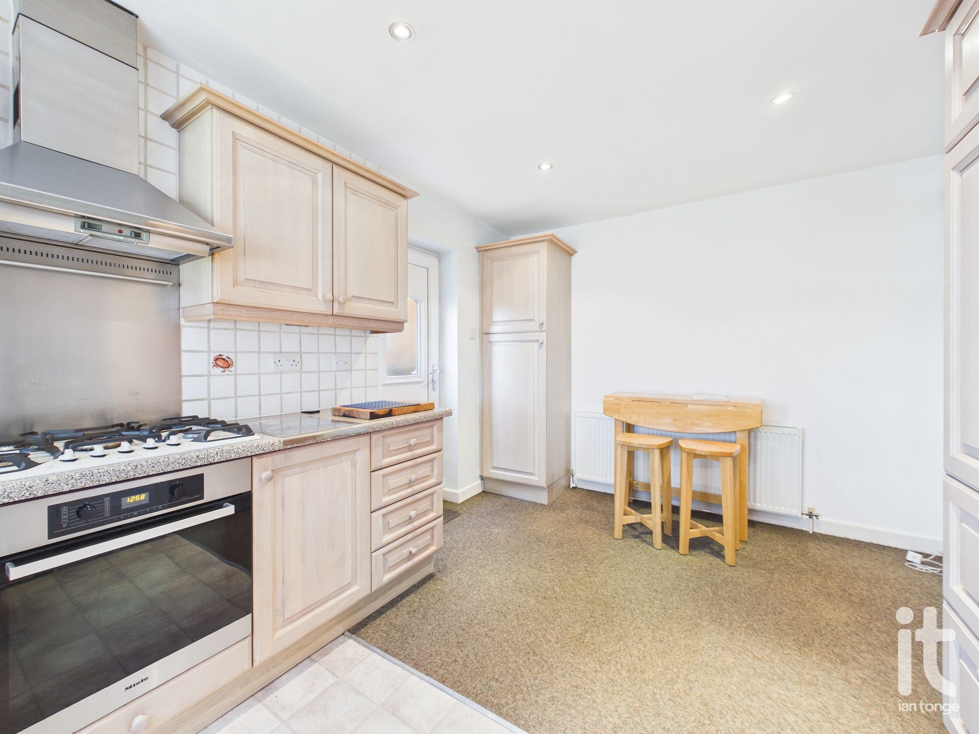 4 bedroom detached house For Sale in Stockport - Photograph 13.