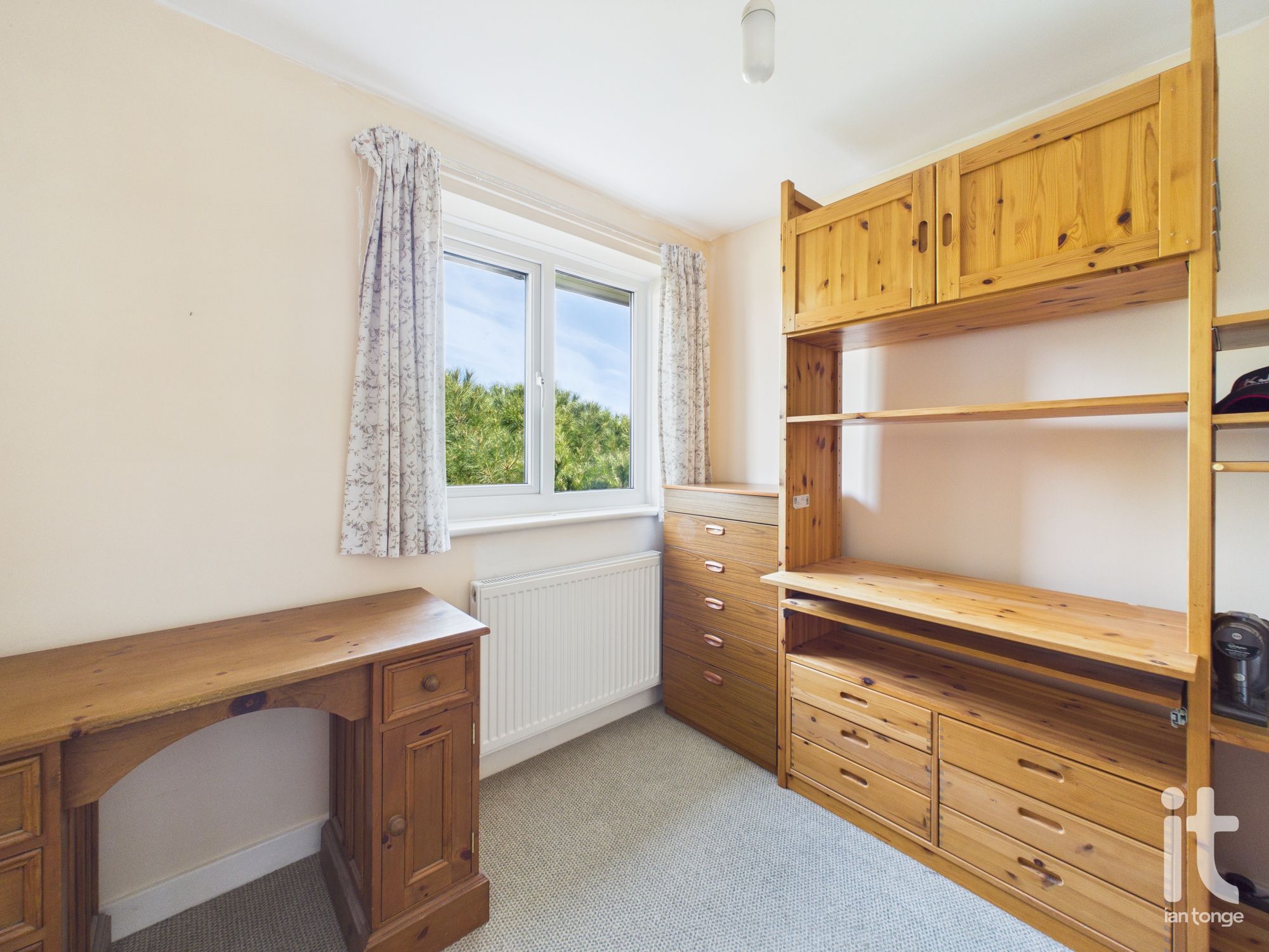 4 bedroom detached house For Sale in Stockport - Photograph 20.