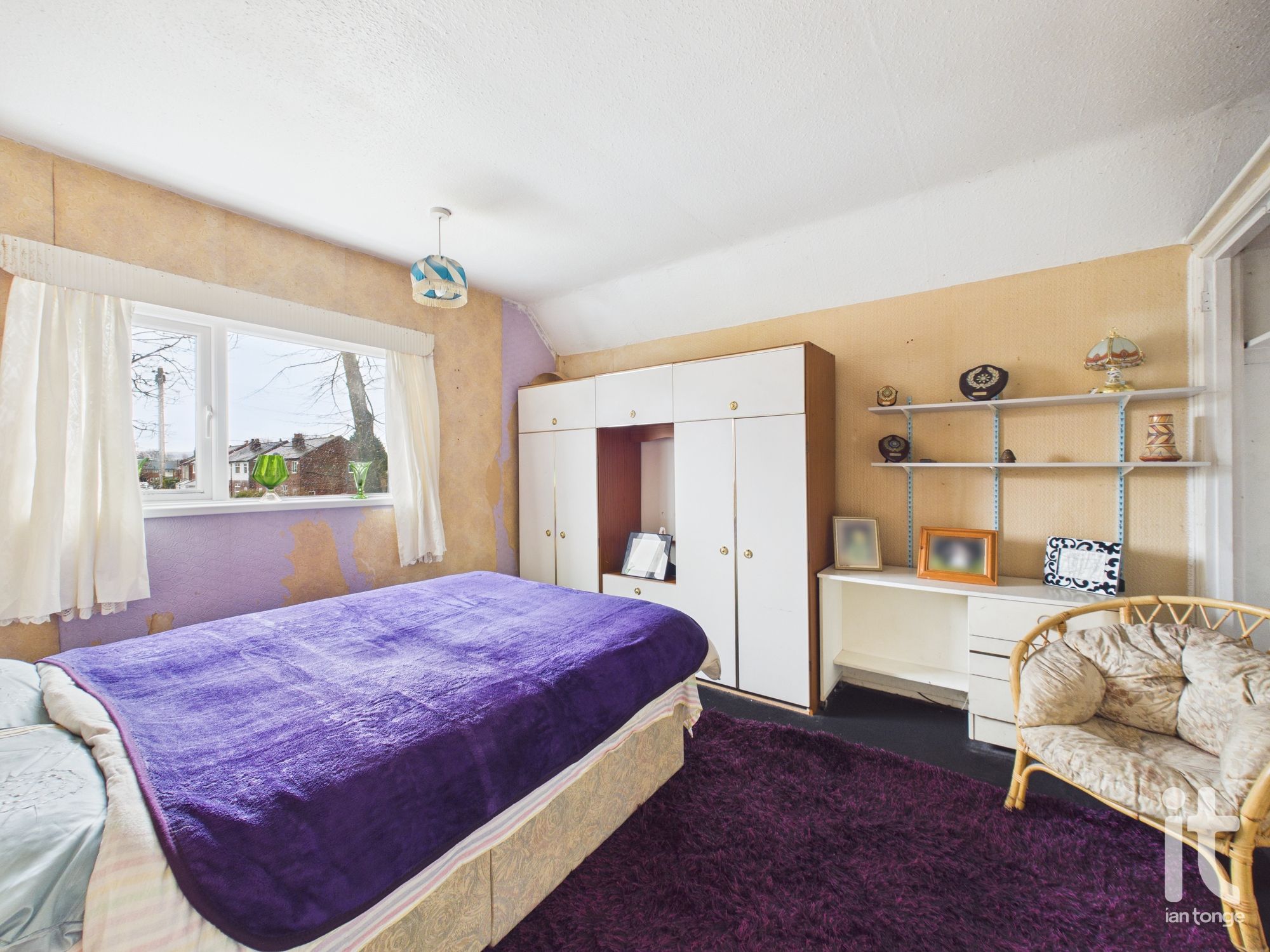 3 bedroom semi-detached house For Sale in Stockport - Photograph 21.