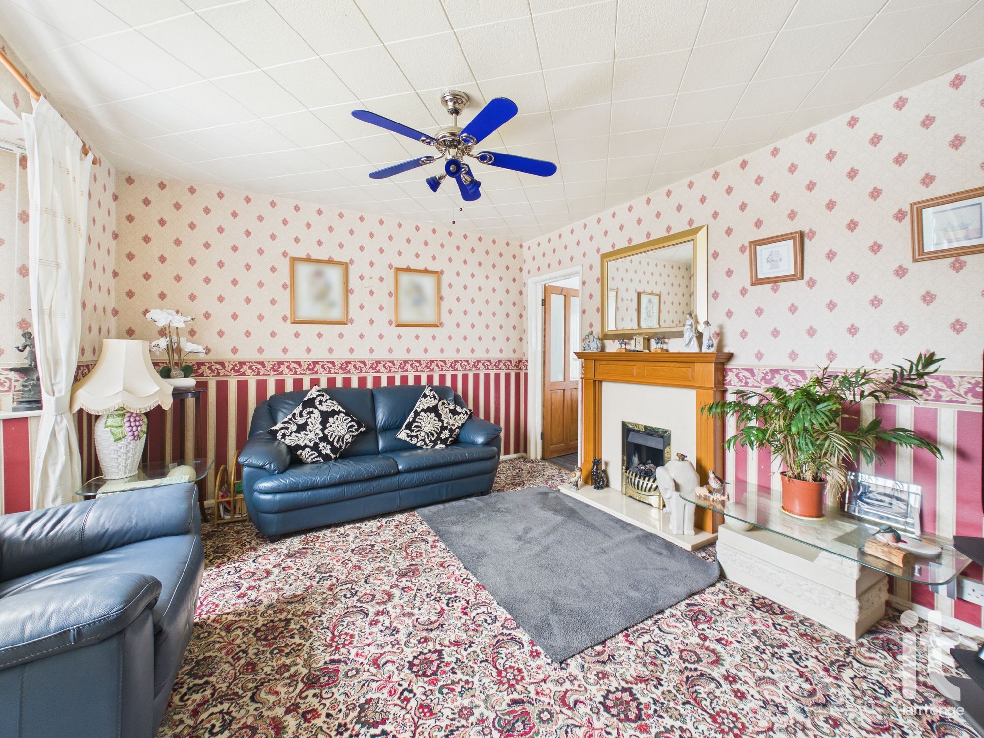 3 bedroom semi-detached house For Sale in Stockport - Photograph 7.