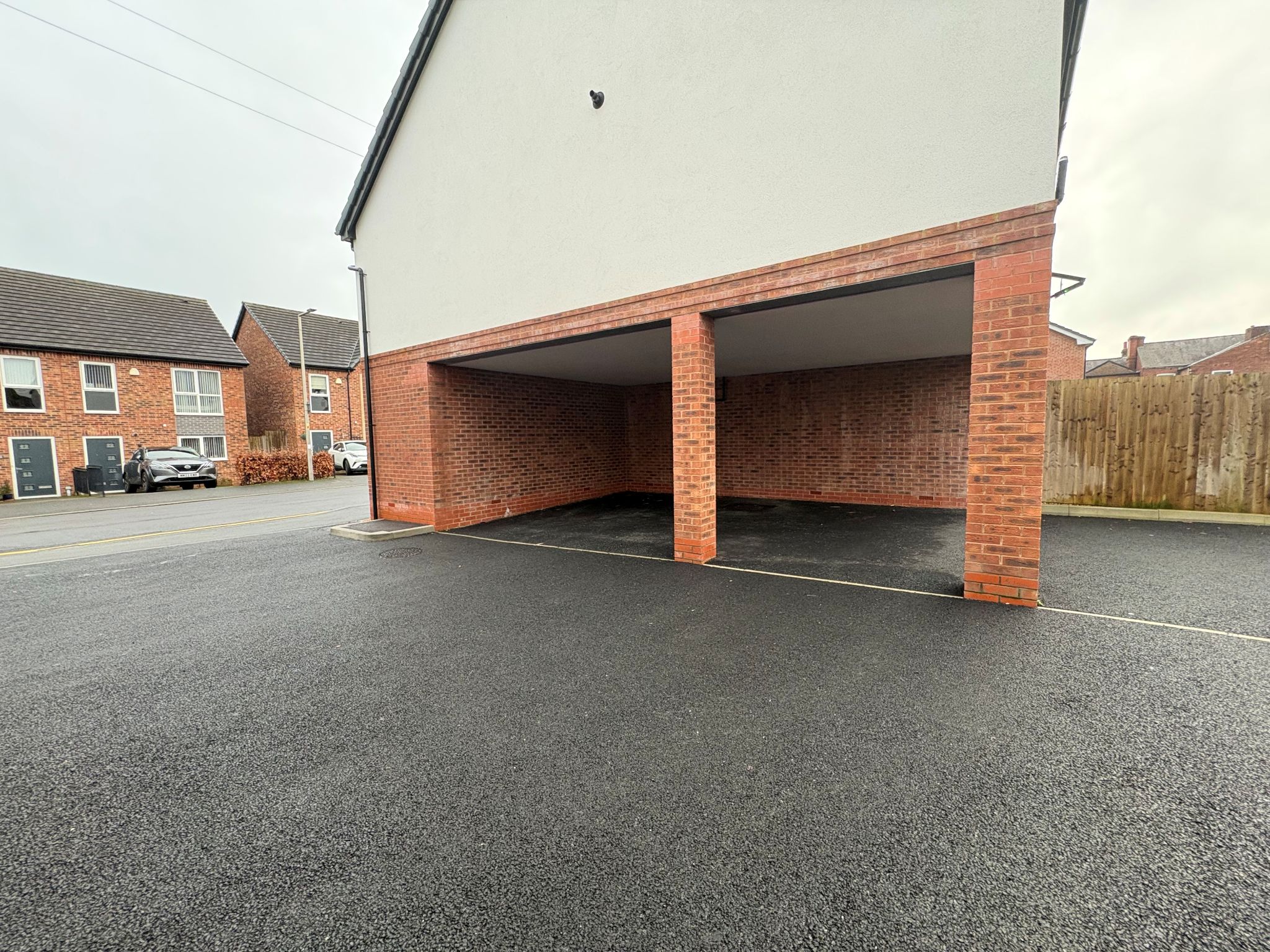 3 bedroom mews house To Let in Stockport - Photograph 29.
