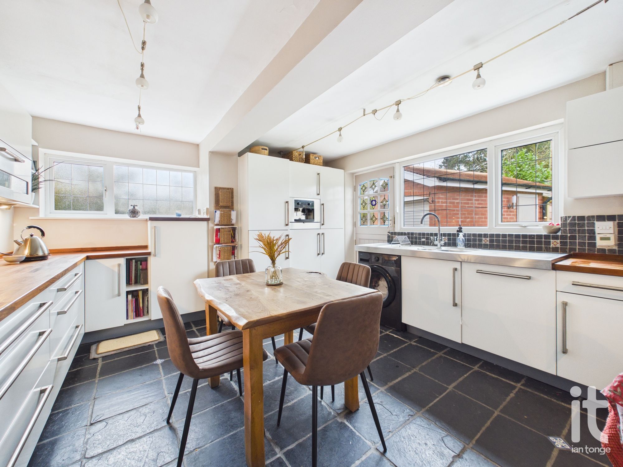 3 bedroom semi-detached house For Sale in Stockport - Photograph 10.