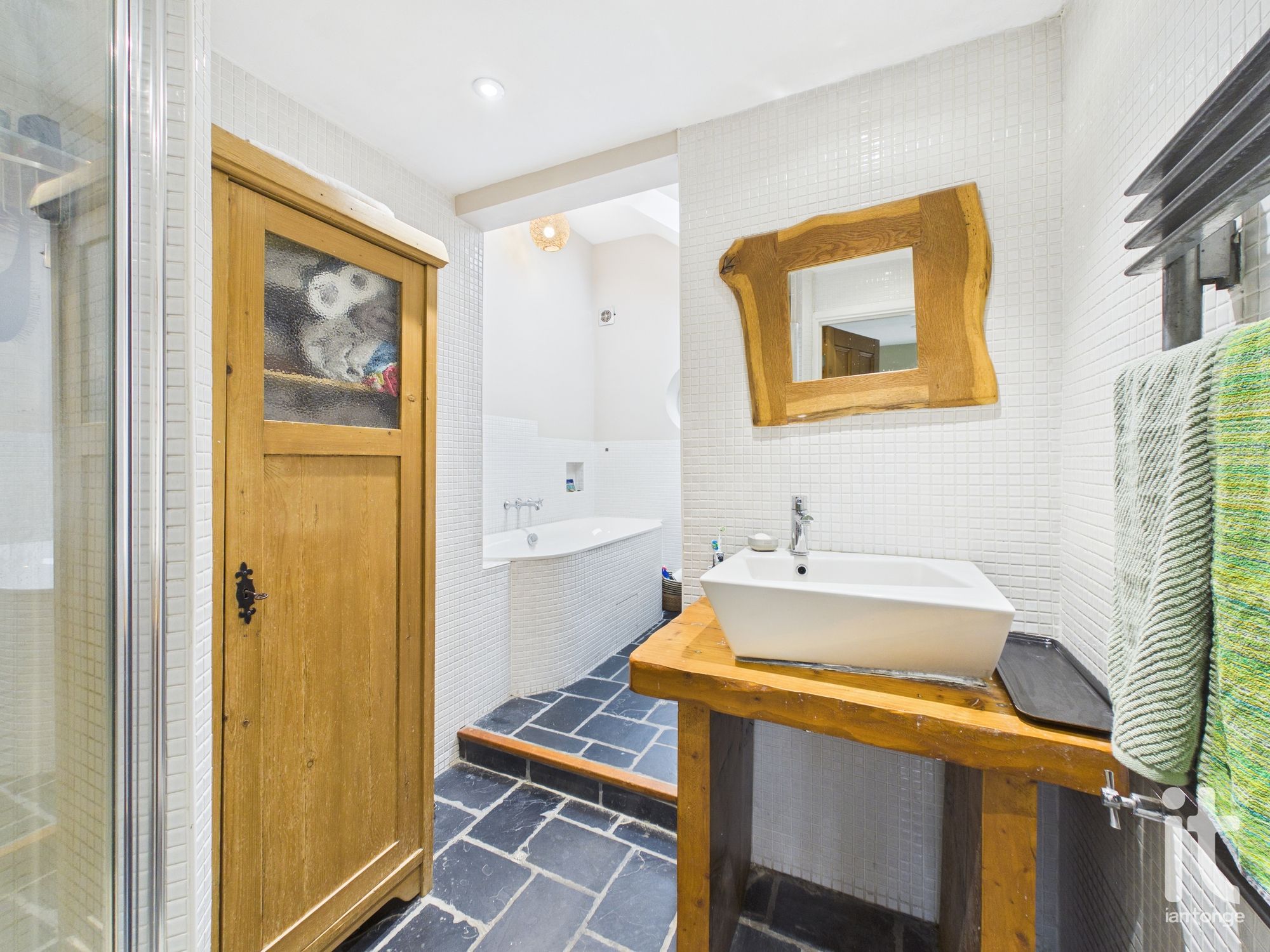 3 bedroom semi-detached house For Sale in Stockport - Photograph 18.