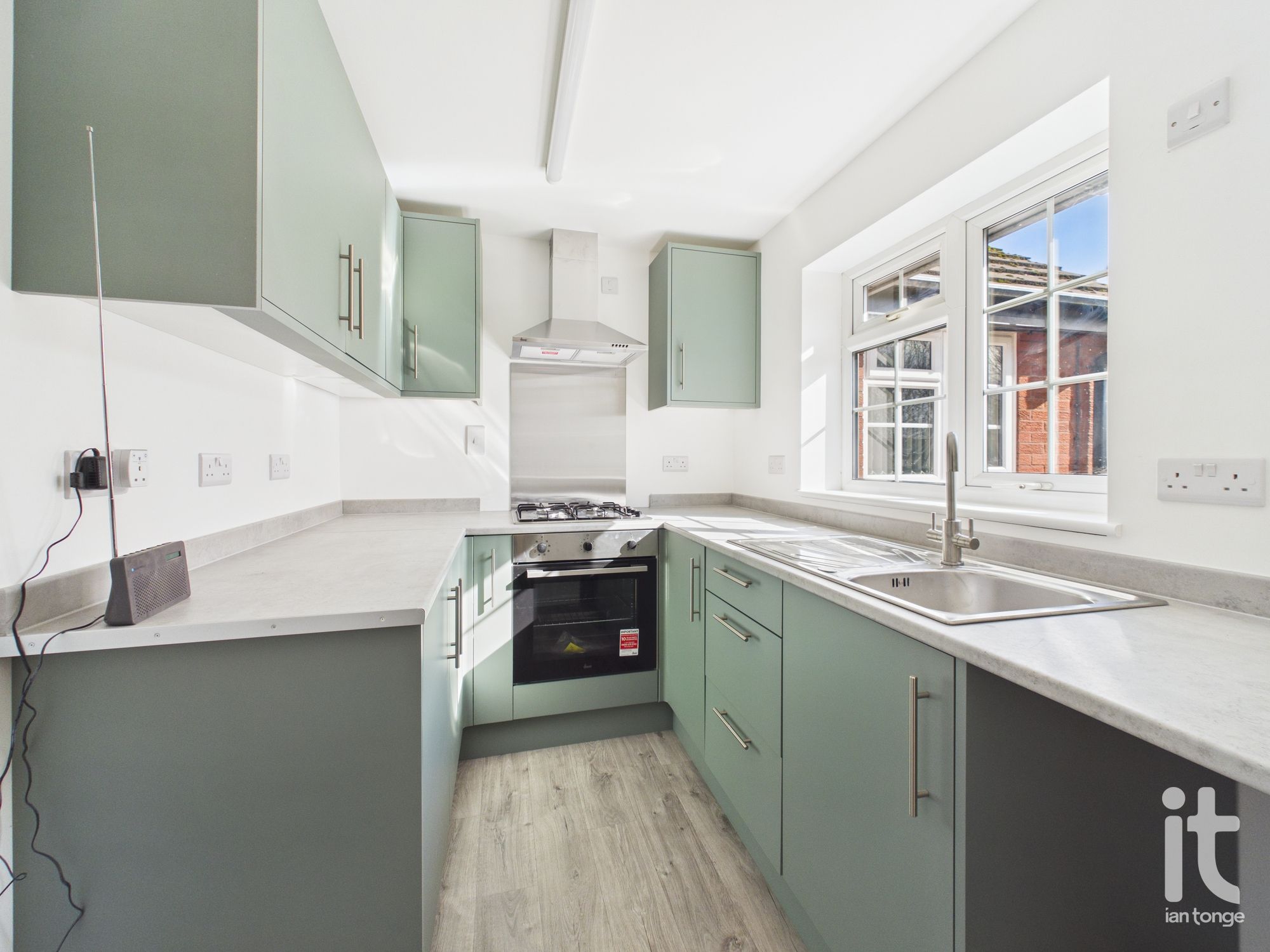 2 bedroom apartment flat/apartment For Sale in Stockport - Property photograph.