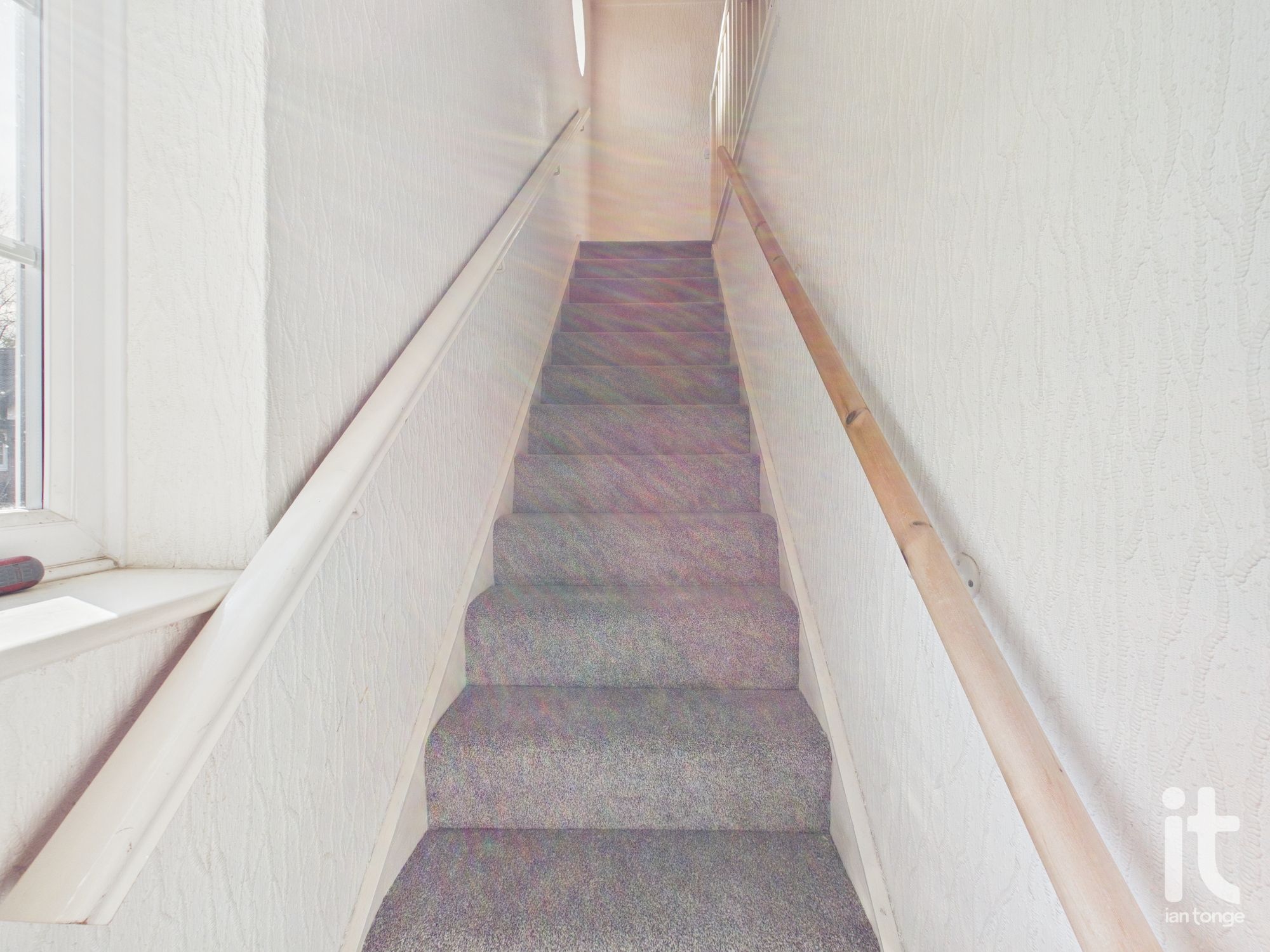 2 bedroom apartment flat/apartment For Sale in Stockport - Photograph 5.