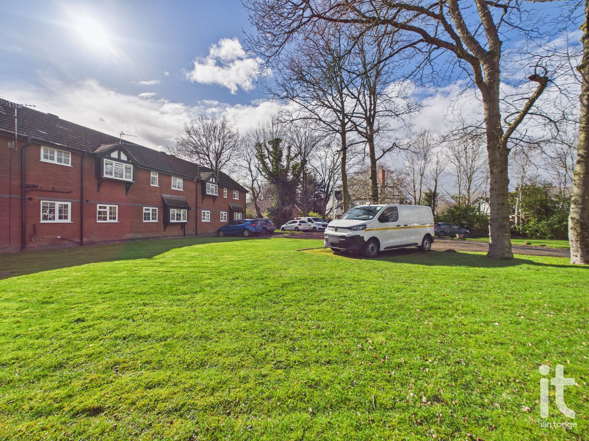 2 bedroom apartment flat/apartment For Sale in Stockport - Photograph 11.