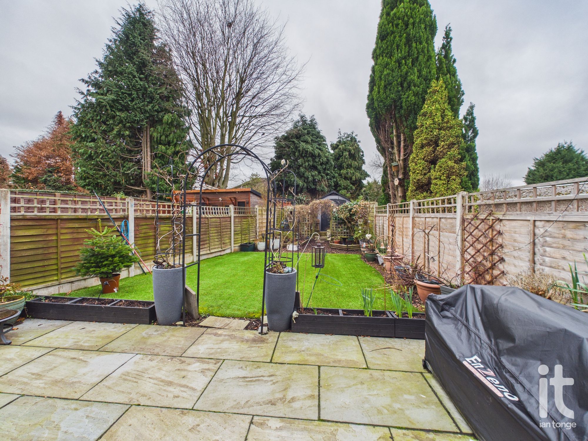 3 bedroom semi-detached house For Sale in Stockport - Photograph 5.