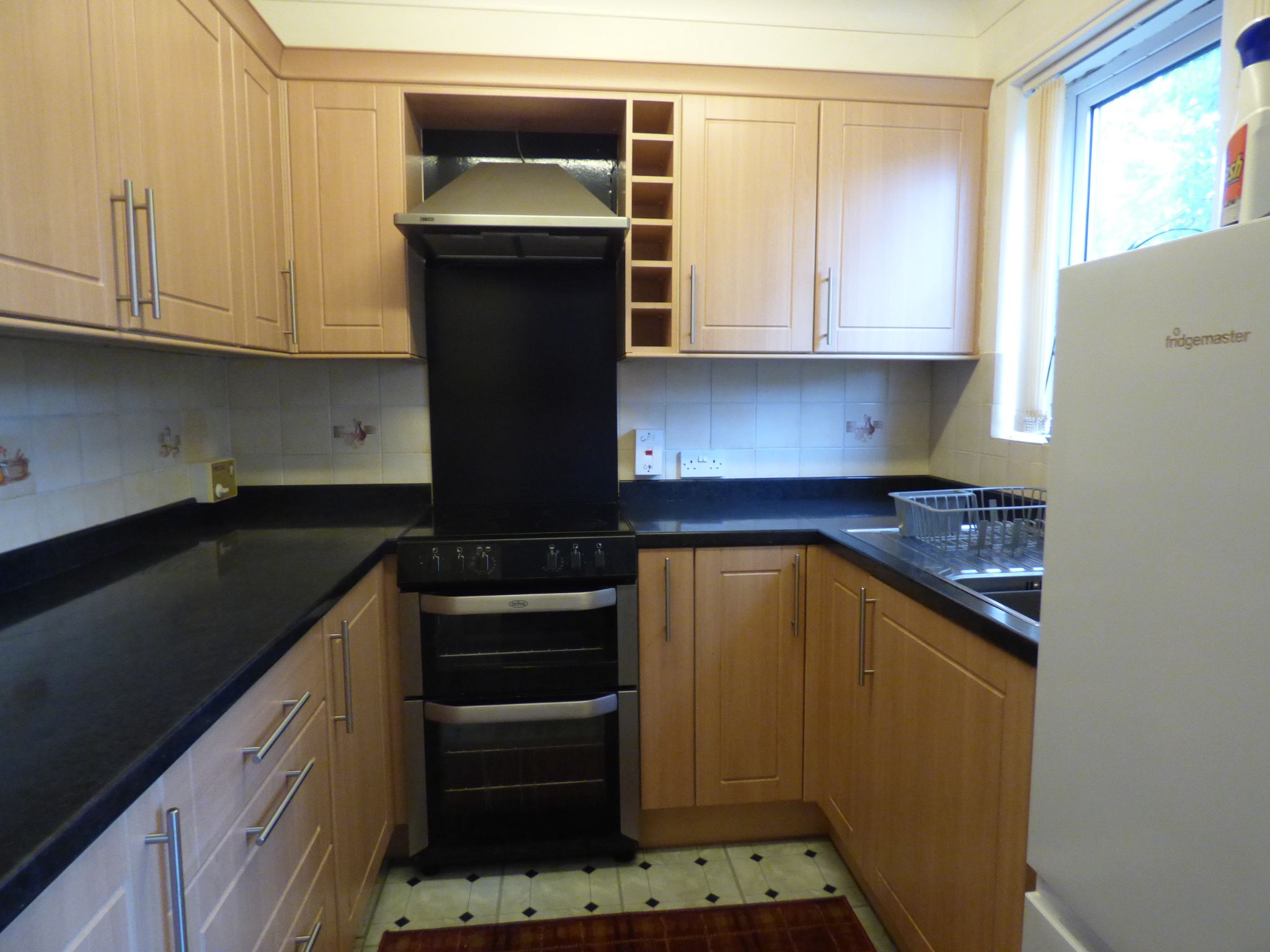 2 bedroom apartment flat/apartment Let in Romiley - Photograph 13.
