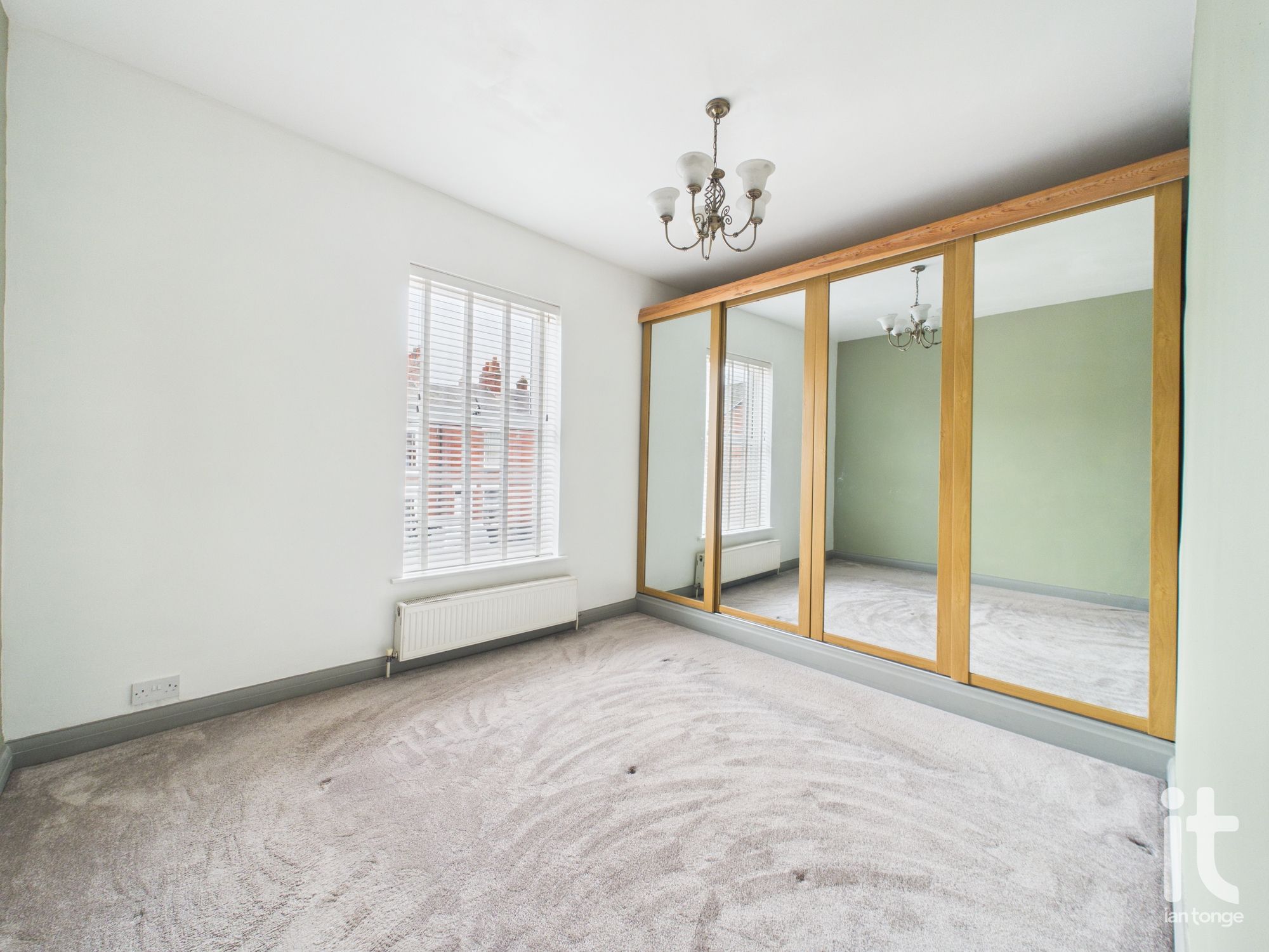 2 bedroom end terraced house For Sale in Stockport - Photograph 19.