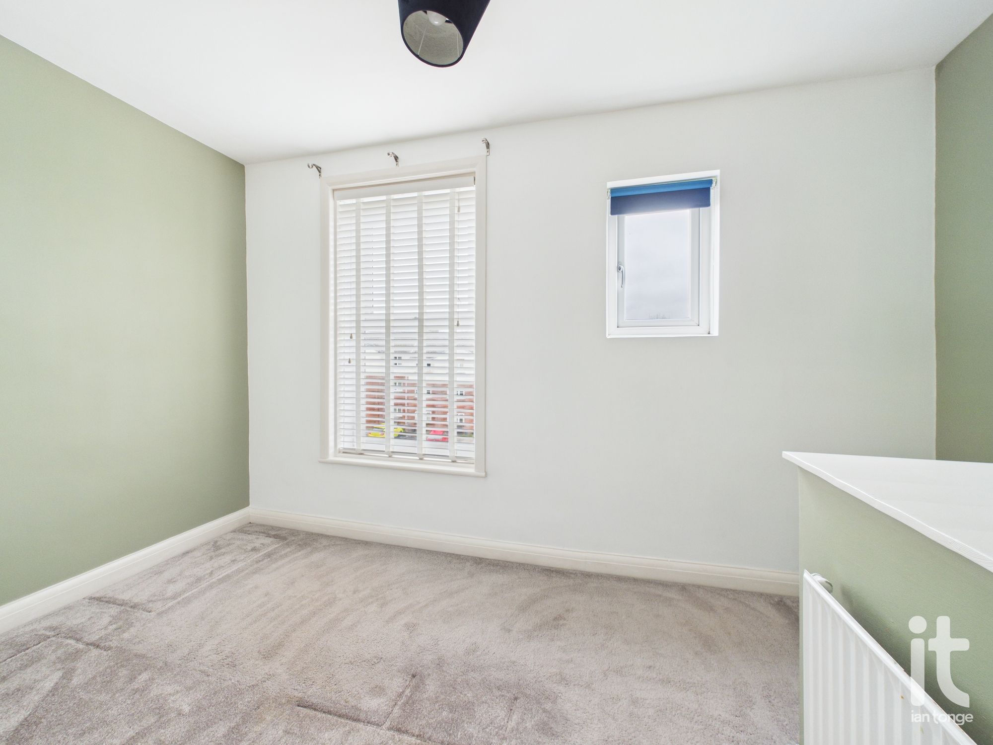 2 bedroom end terraced house For Sale in Stockport - Photograph 21.