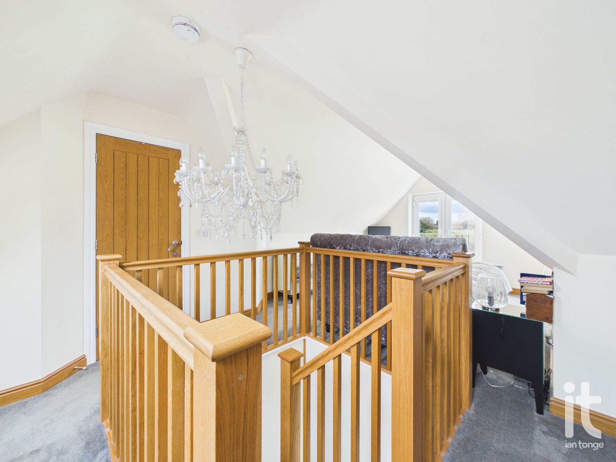 6 bedroom semi-detached house For Sale in Stockport - Photograph 28.
