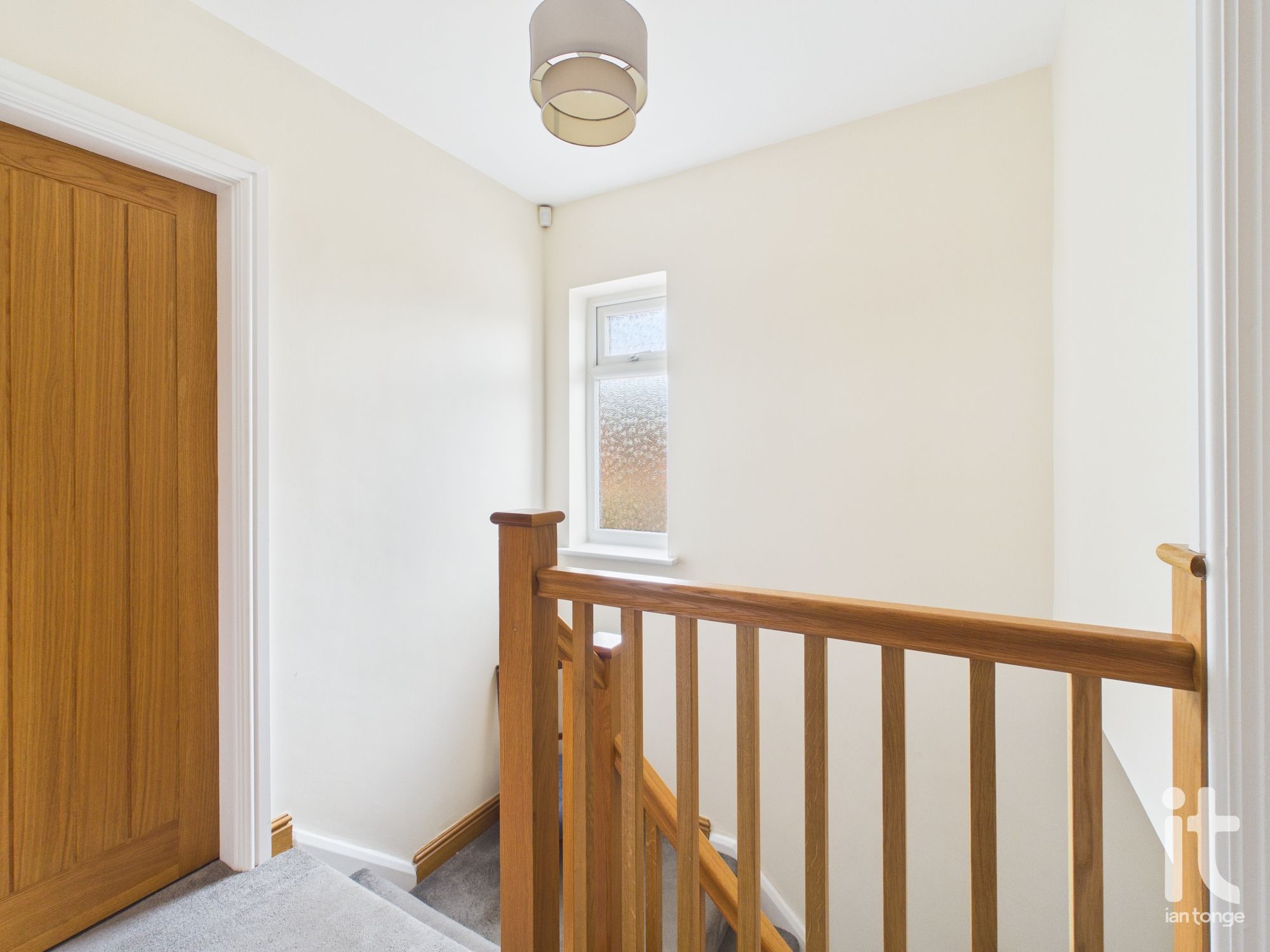 6 bedroom semi-detached house For Sale in Stockport - Photograph 20.