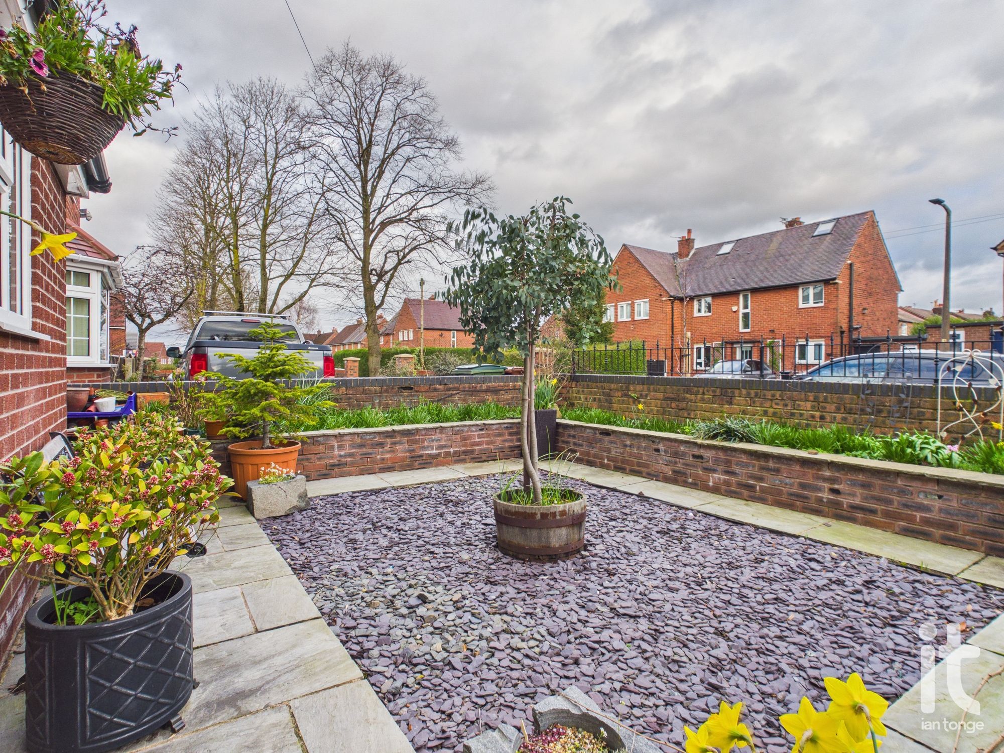 6 bedroom semi-detached house For Sale in Stockport - Photograph 44.
