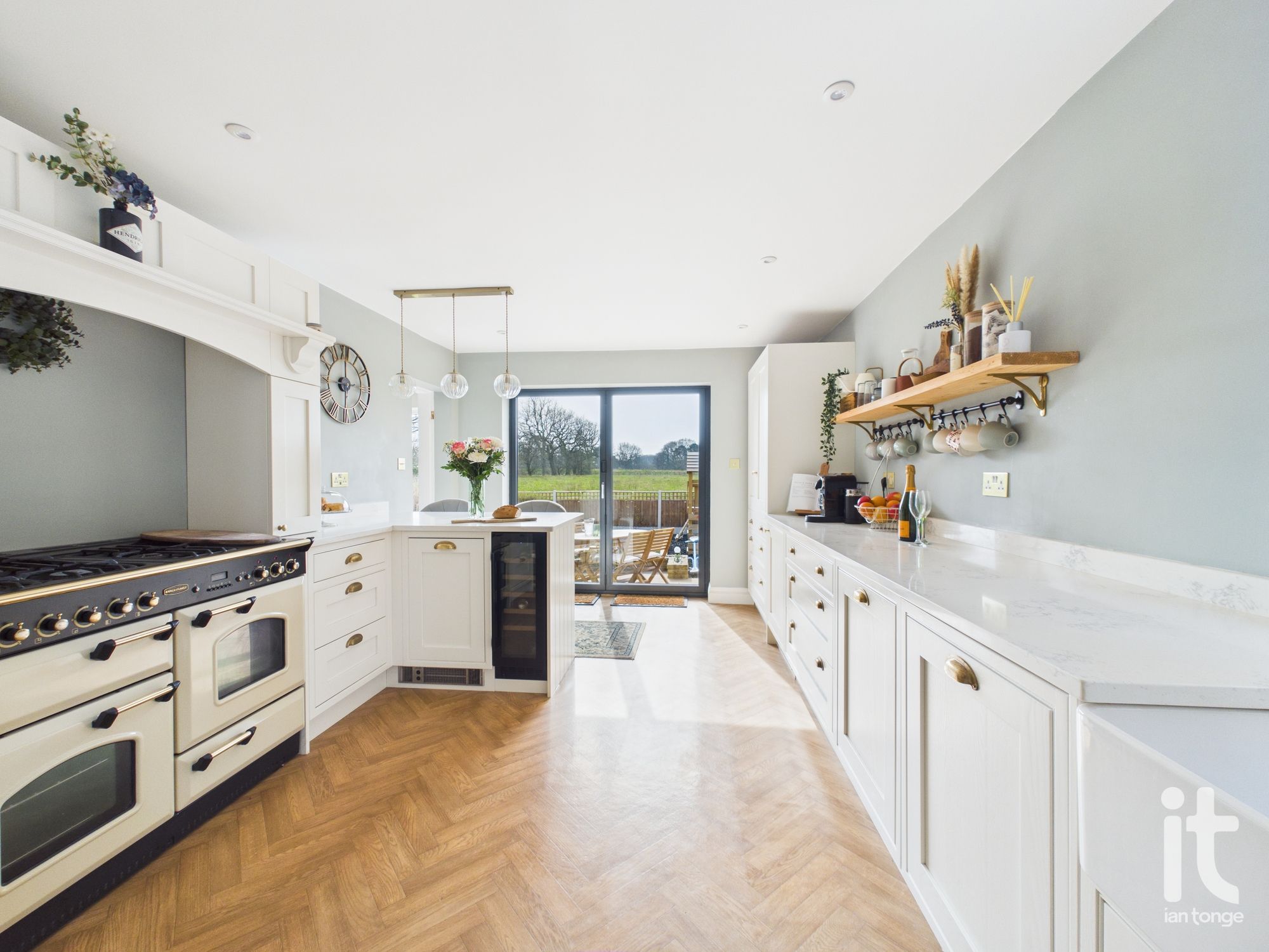 3 bedroom link detached house For Sale in Stockport - Photograph 15.