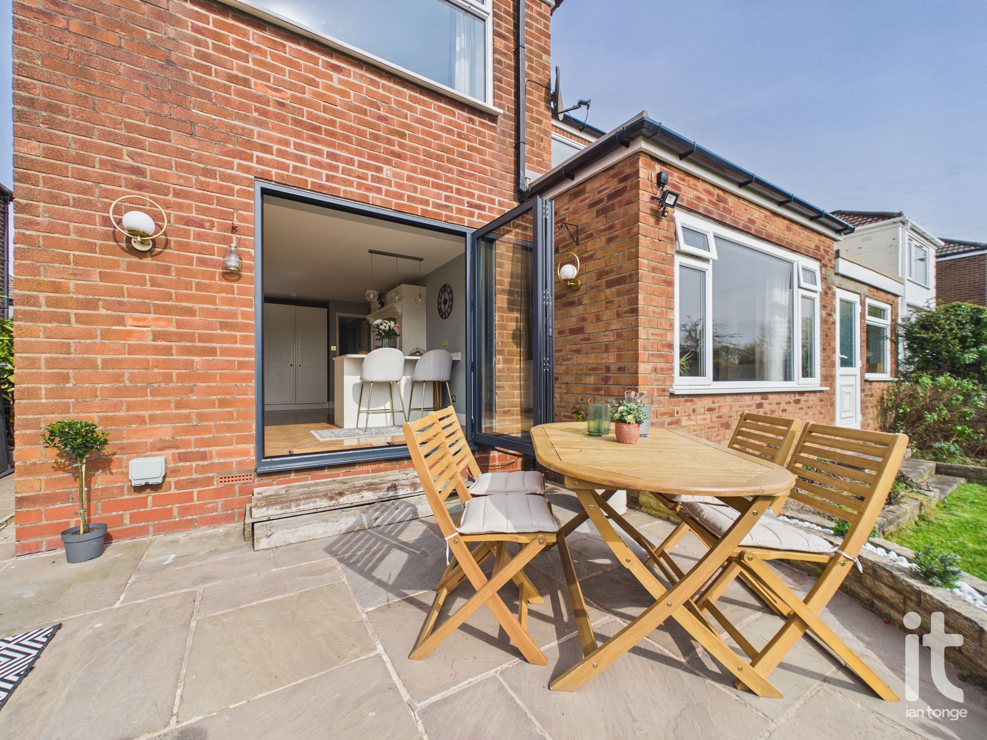 3 bedroom link detached house For Sale in Stockport - Photograph 31.