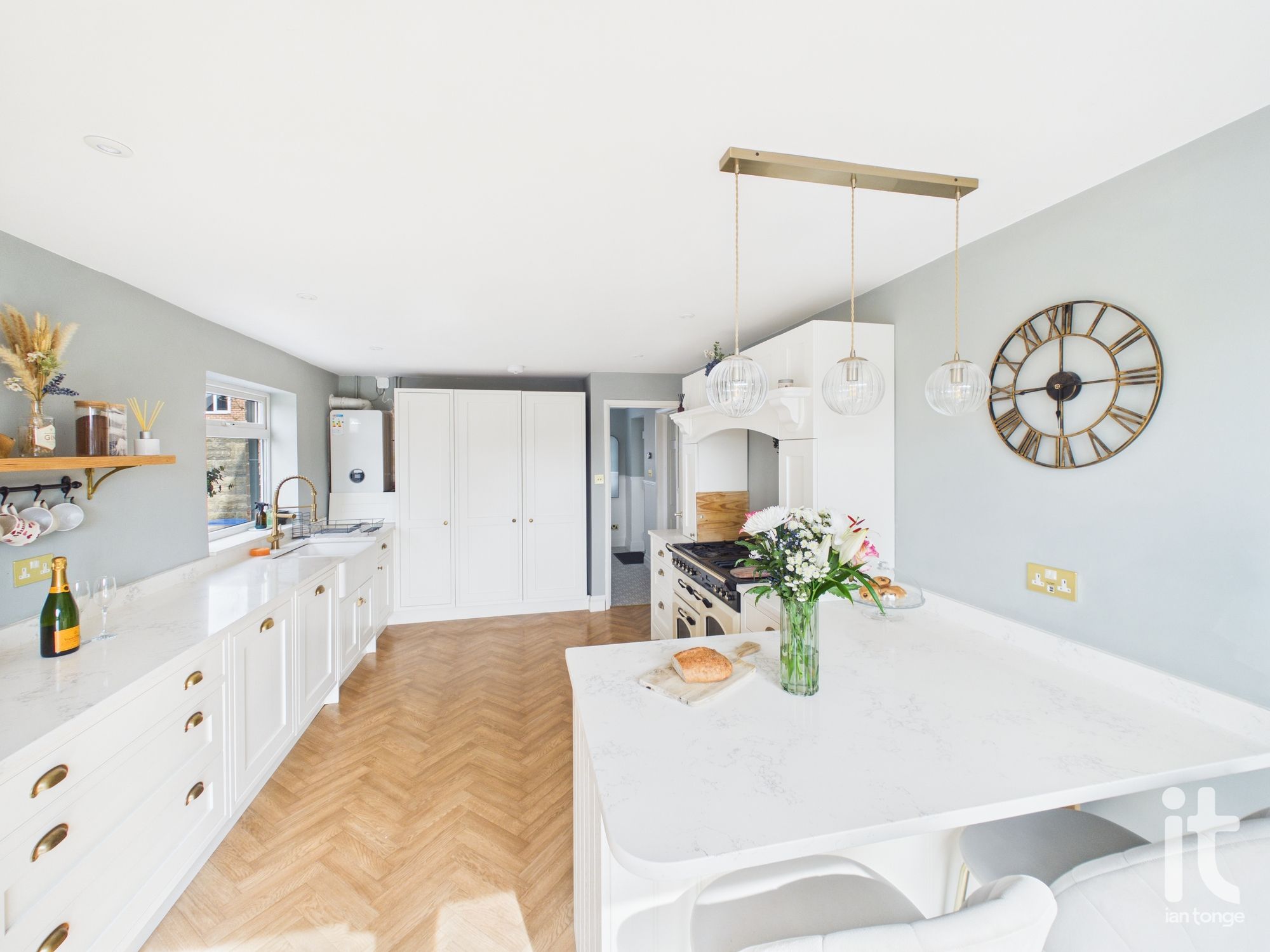 3 bedroom link detached house For Sale in Stockport - Photograph 12.