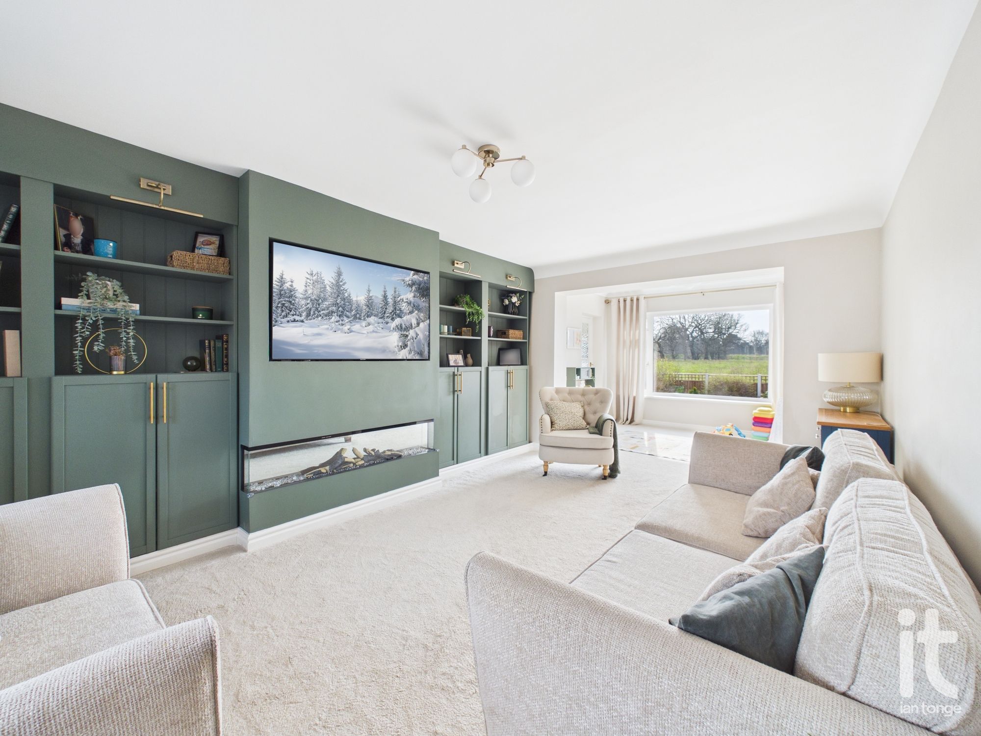 3 bedroom link detached house For Sale in Stockport - Photograph 8.