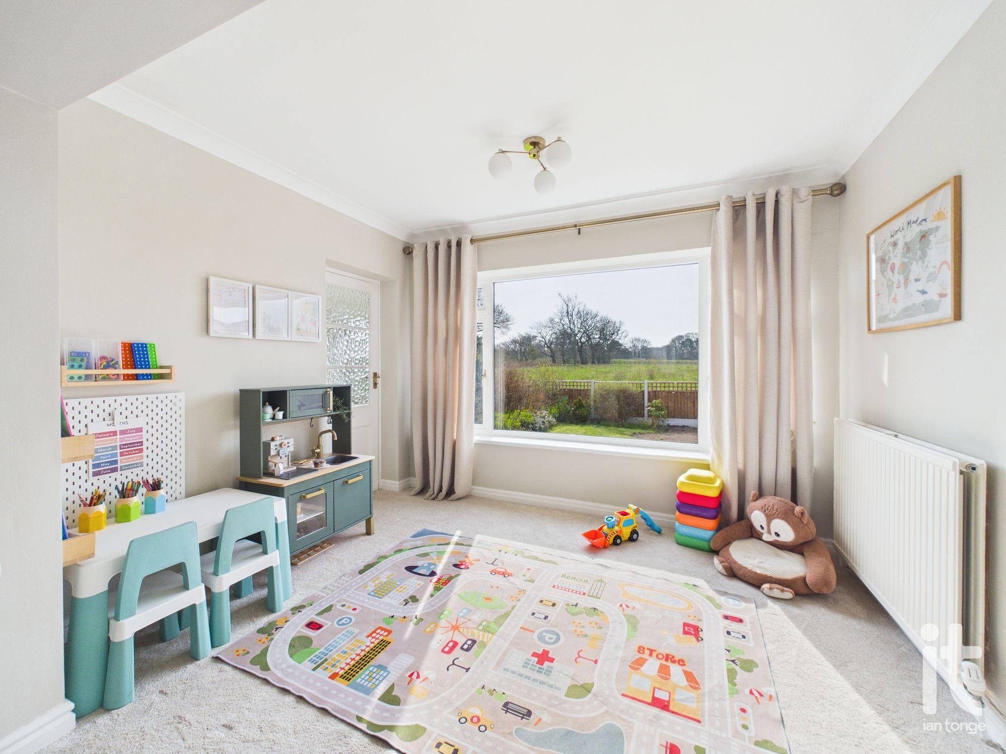 3 bedroom link detached house For Sale in Stockport - Photograph 10.