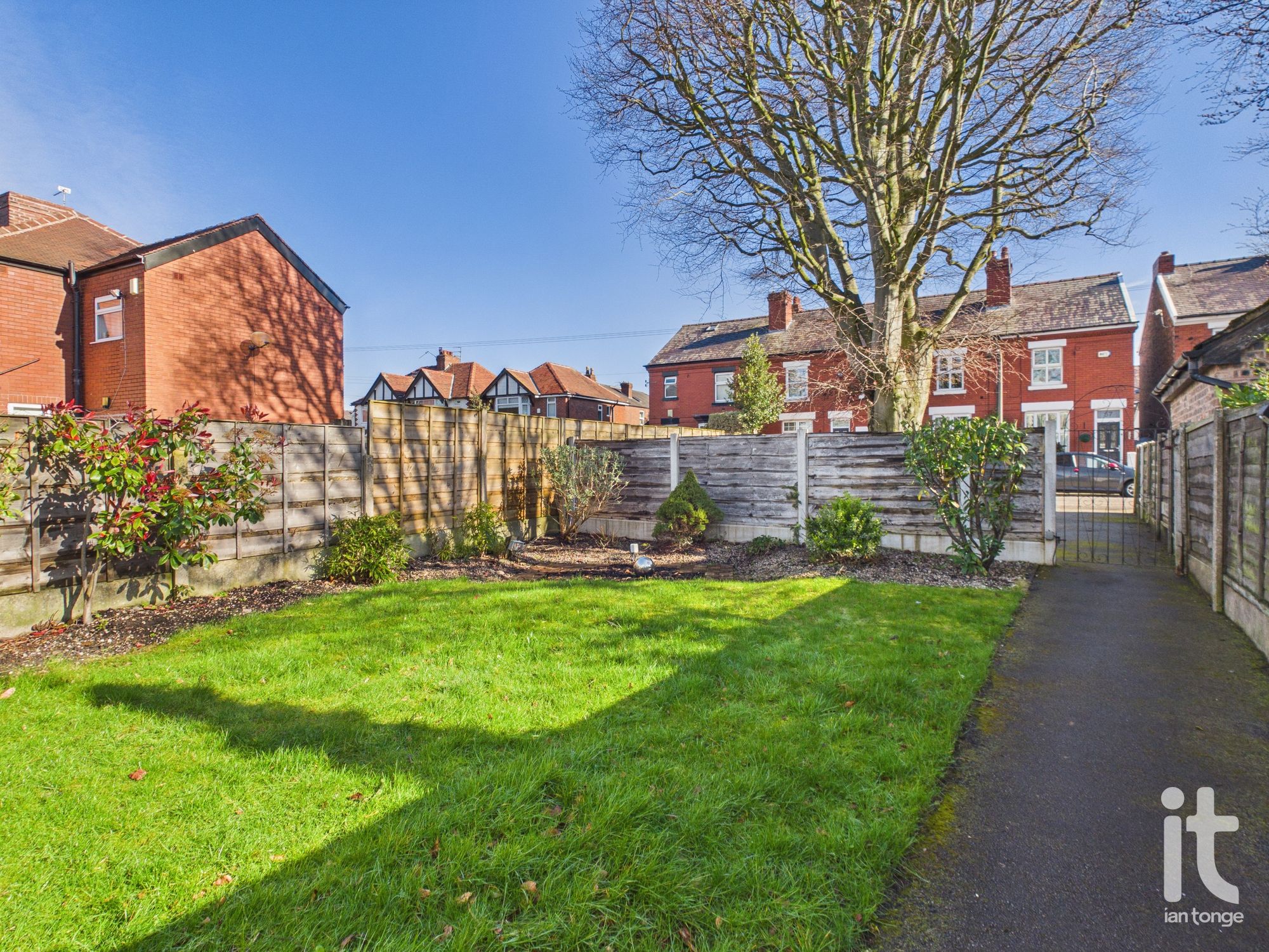 3 bedroom end terraced house For Sale in Stockport - Photograph 17.