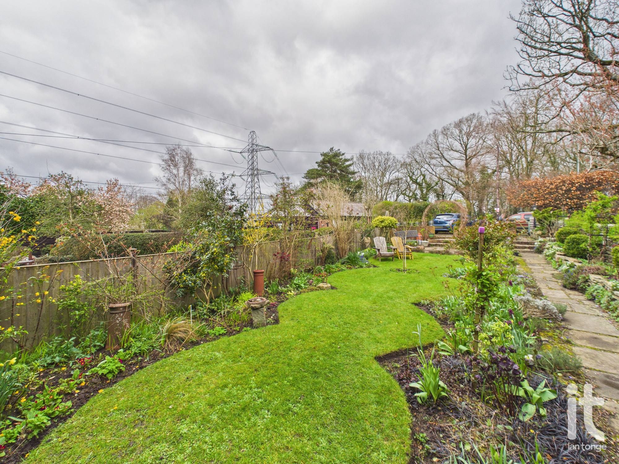 3 bedroom mid terraced house For Sale in Stockport - Photograph 21.