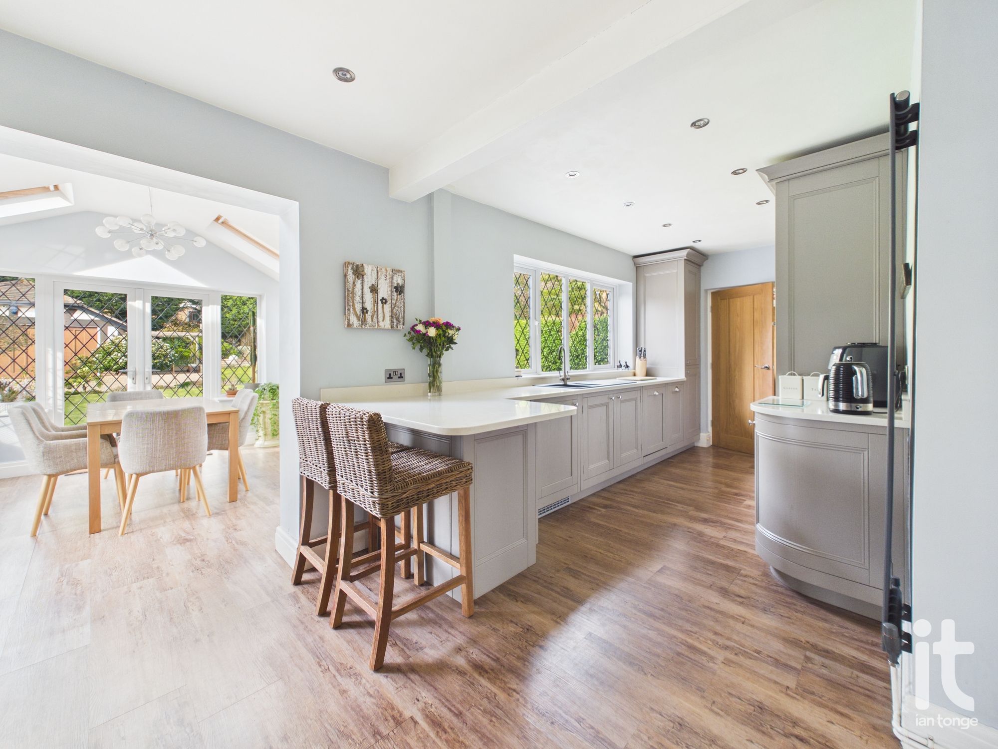 4 bedroom detached house For Sale in Stockport - Photograph 4.