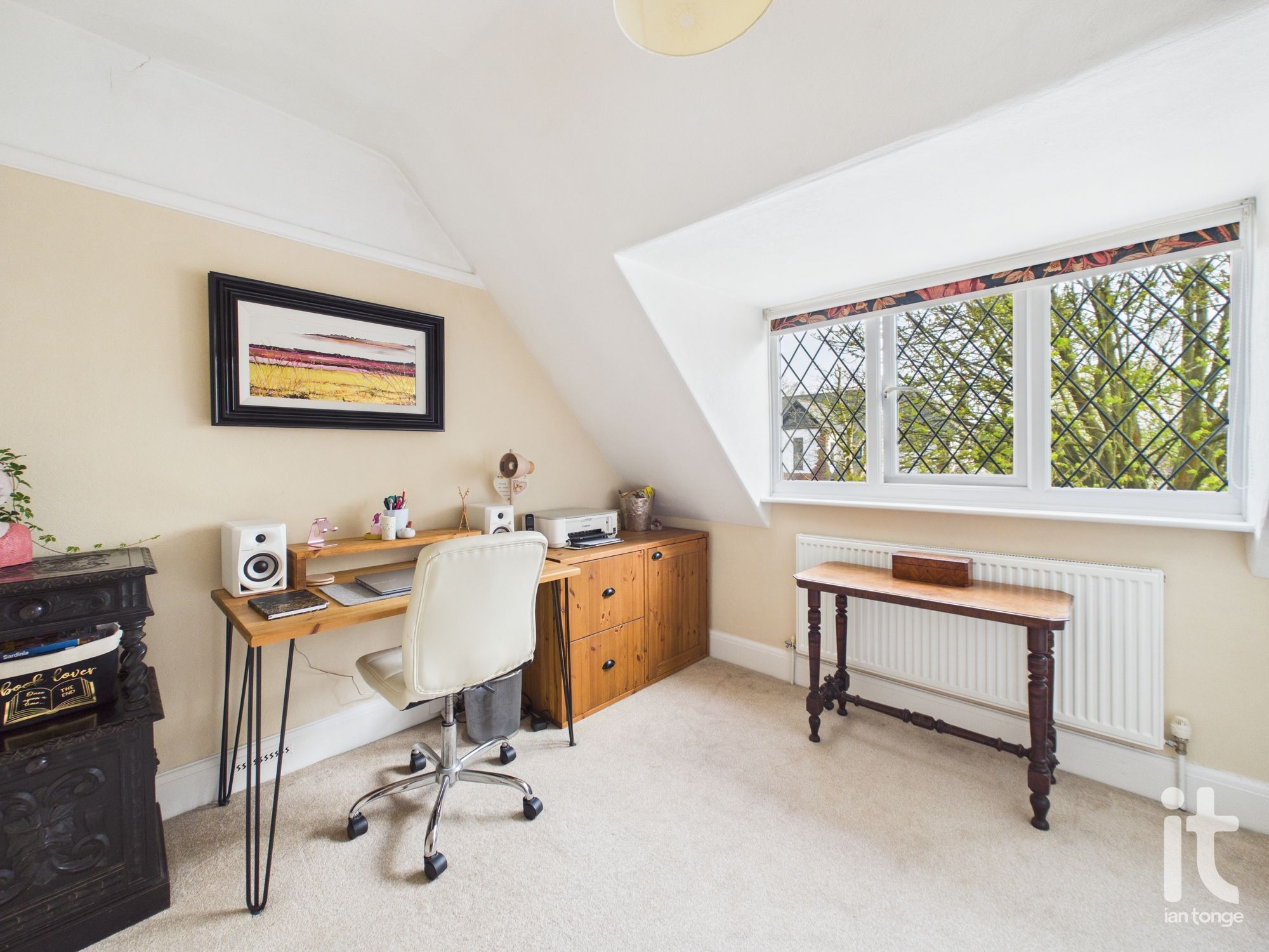 4 bedroom detached house For Sale in Stockport - Photograph 44.