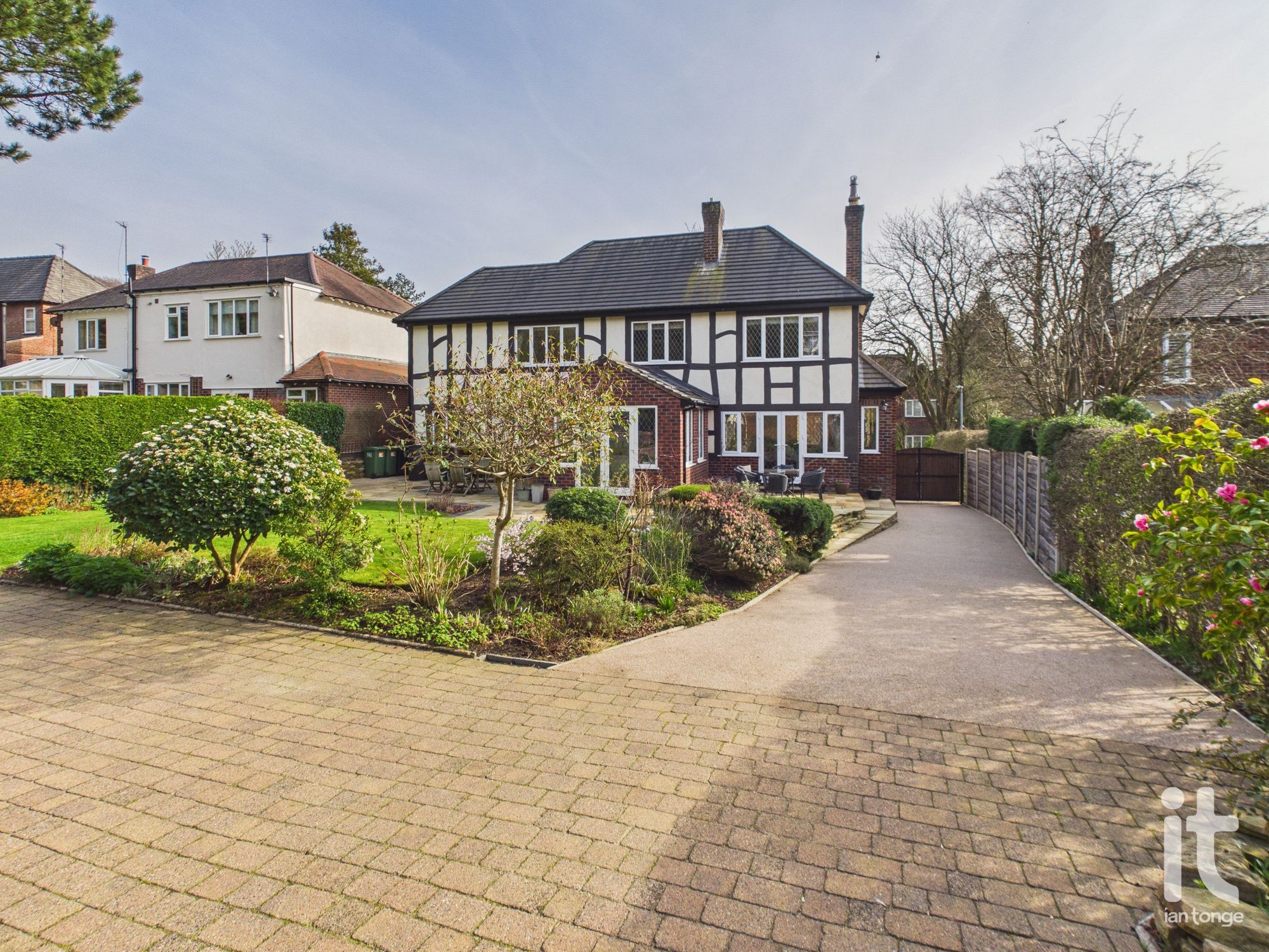 4 bedroom detached house For Sale in Stockport - Photograph 42.