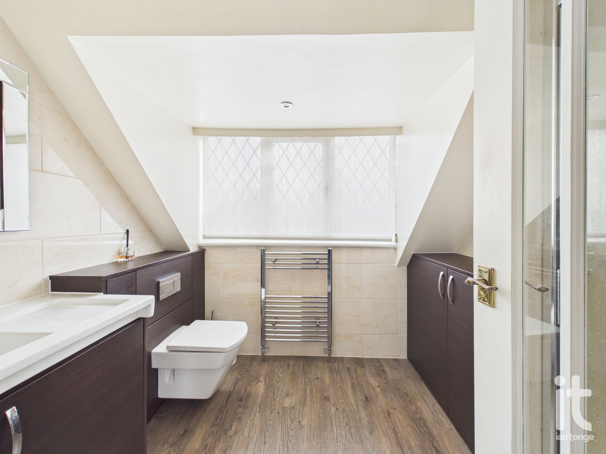 4 bedroom detached house For Sale in Stockport - Photograph 27.