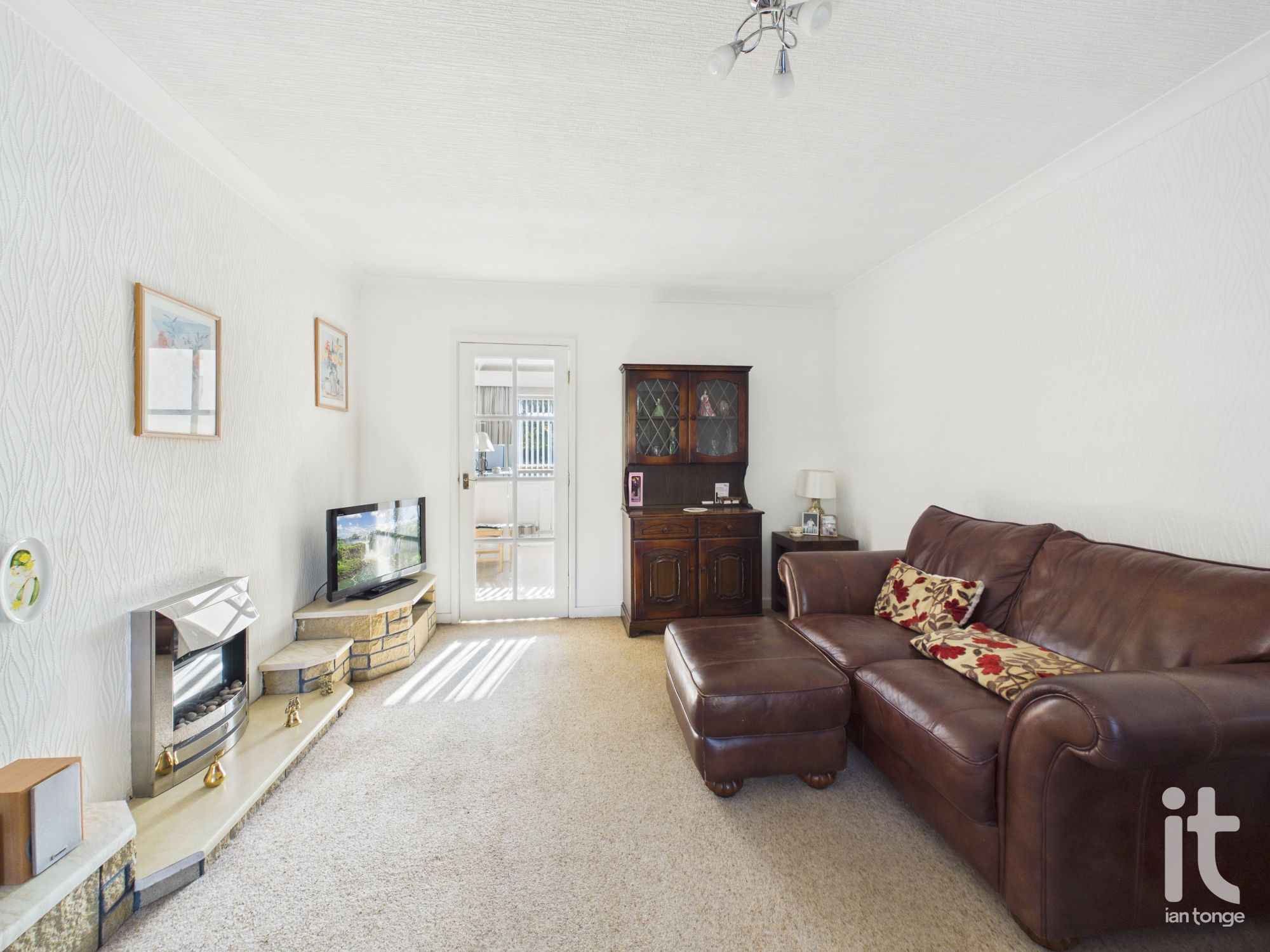 3 bedroom link detached house For Sale in Stockport - Photograph 9.