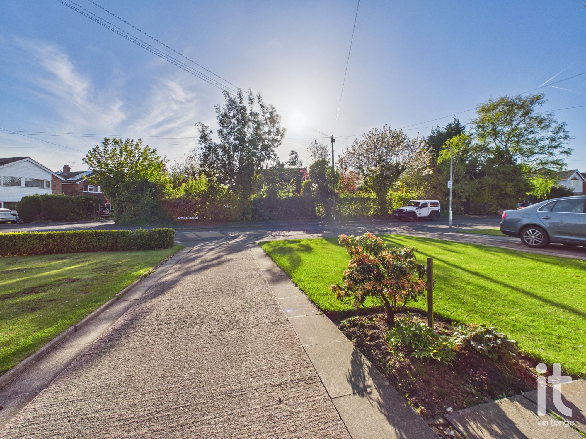 3 bedroom link detached house For Sale in Stockport - Photograph 18.