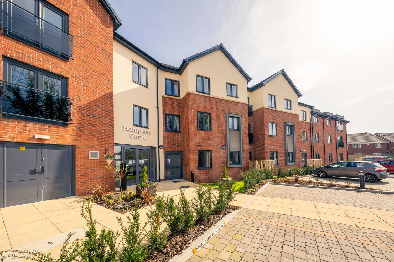 2 bedroom apartment flat/apartment To Let in Stockport - Exterior.