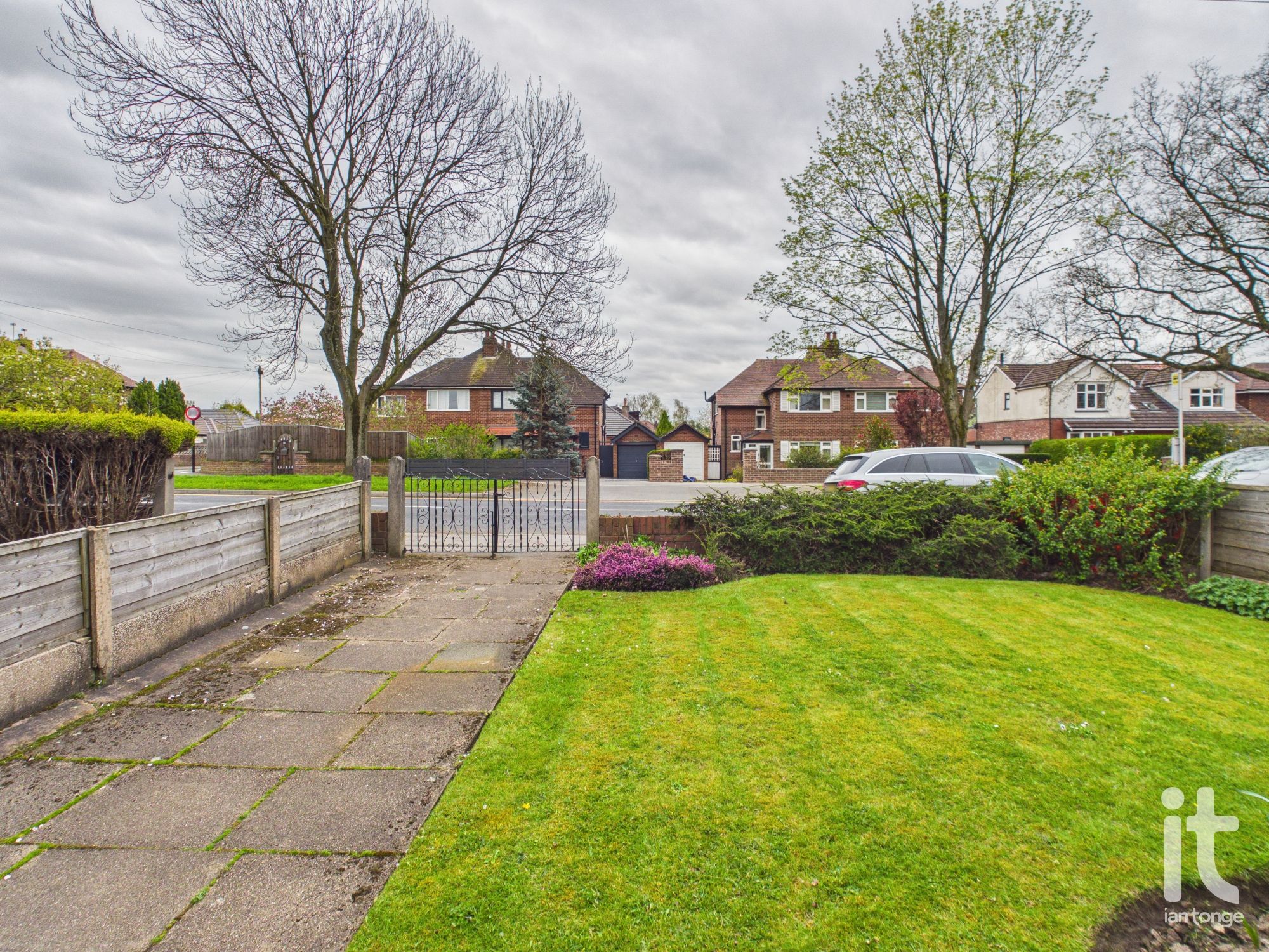 3 bedroom semi-detached house For Sale in Stockport - Photograph 18.