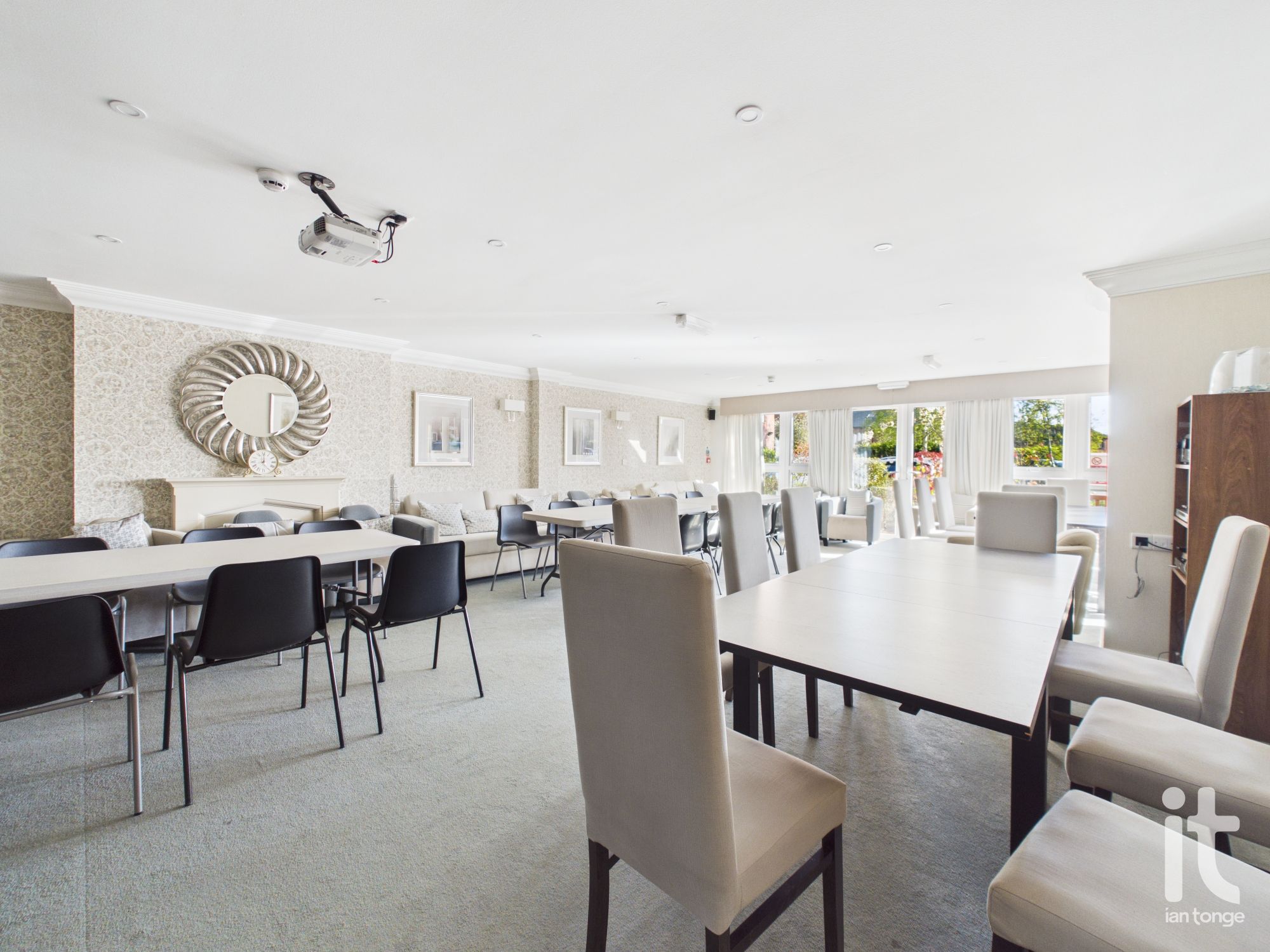 1 bedroom apartment flat/apartment For Sale in Stockport - Photograph 17.