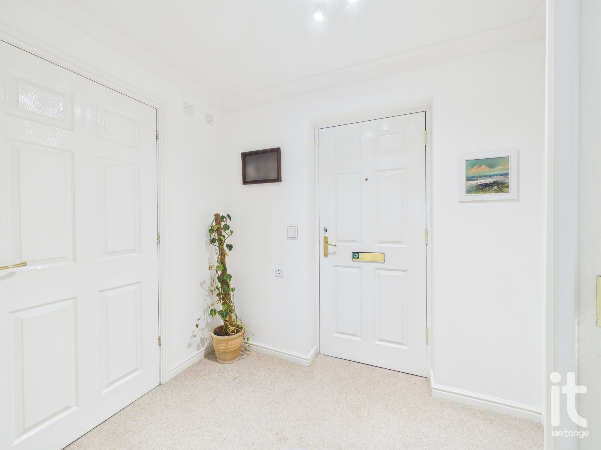 1 bedroom apartment flat/apartment For Sale in Stockport - Photograph 19.