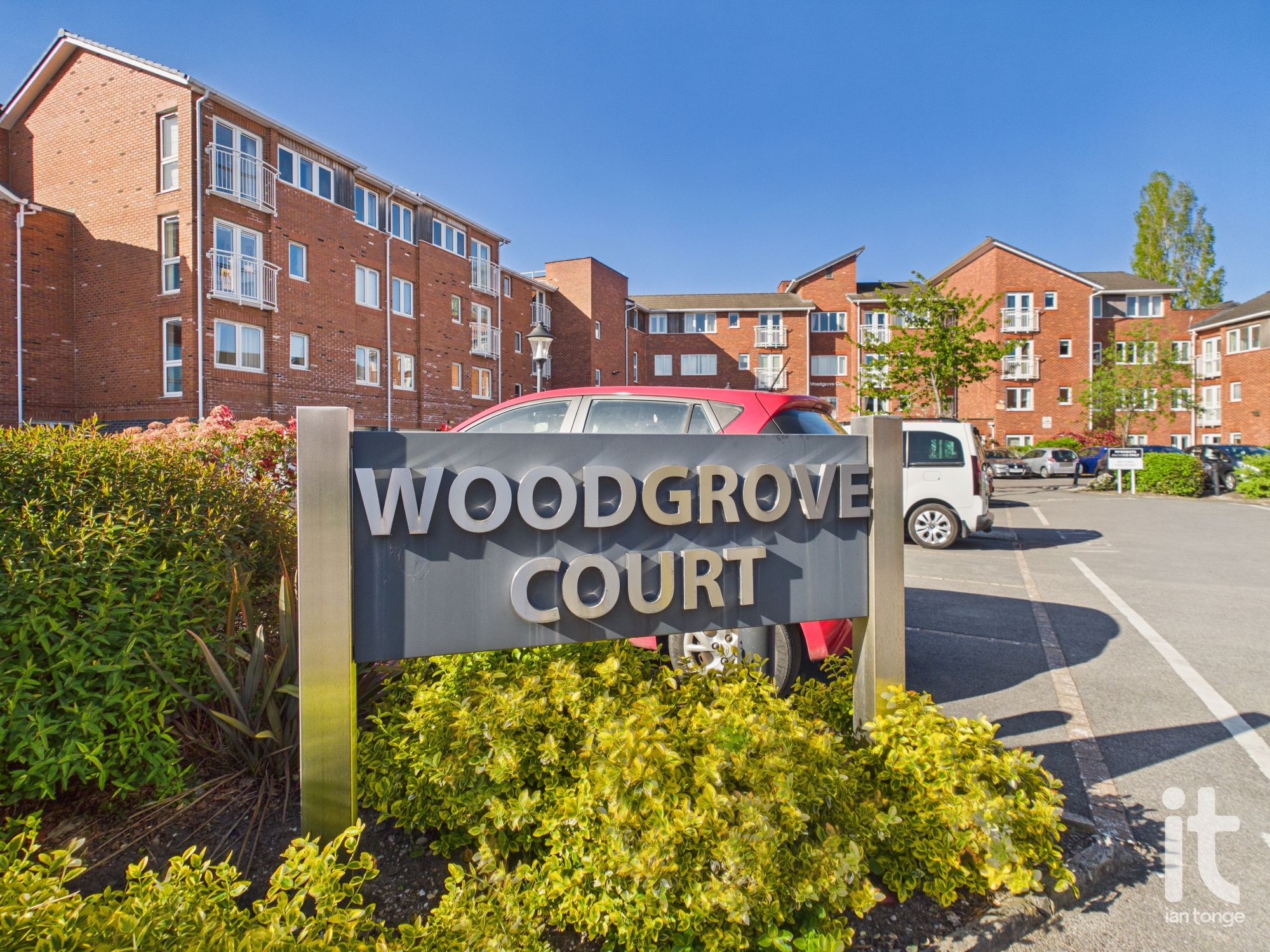 1 bedroom apartment flat/apartment For Sale in Stockport - Photograph 16.