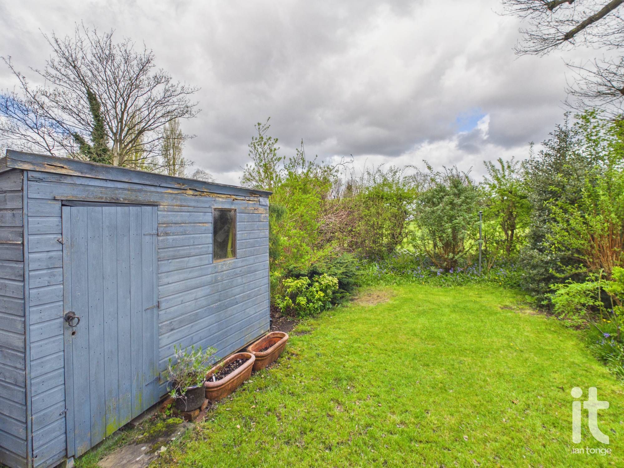 3 bedroom semi-detached house For Sale in Stockport - Photograph 12.
