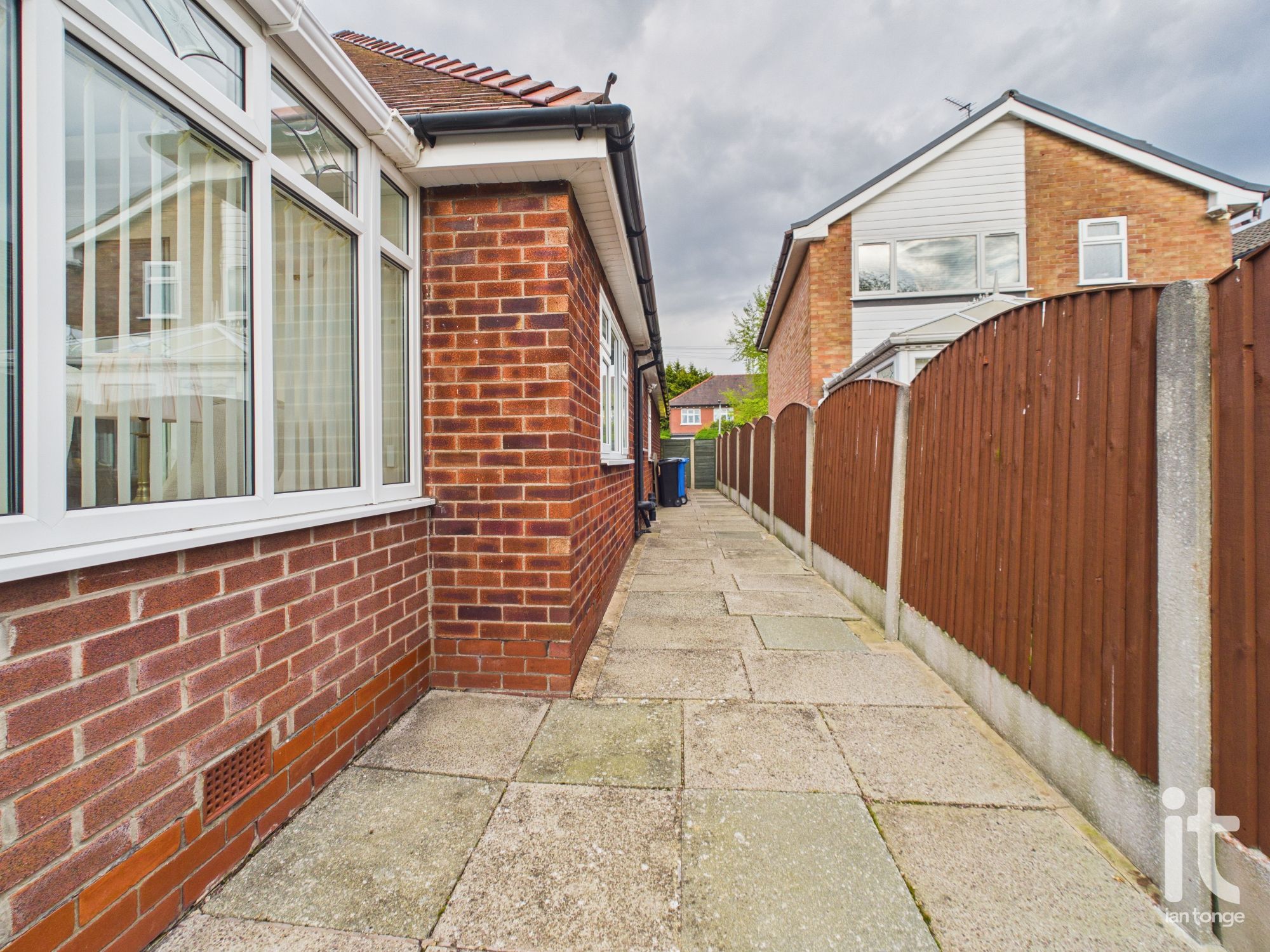 3 bedroom detached bungalow For Sale in Stockport - Photograph 26.