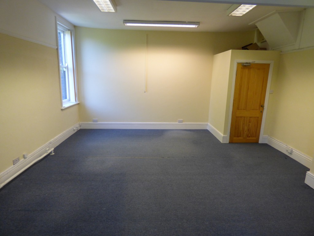 Office To Rent - Photograph 1
