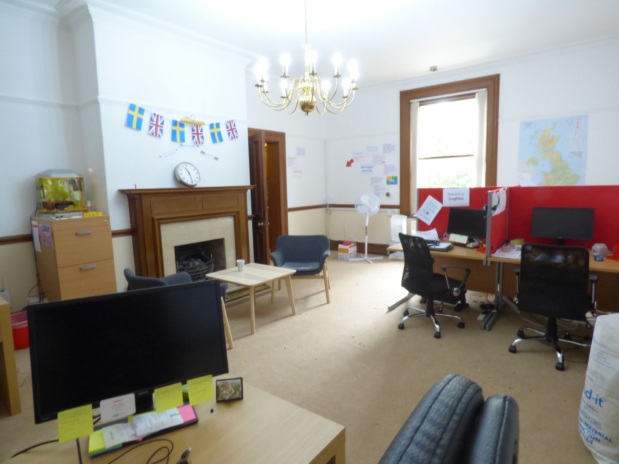Office To Rent - Photograph 2