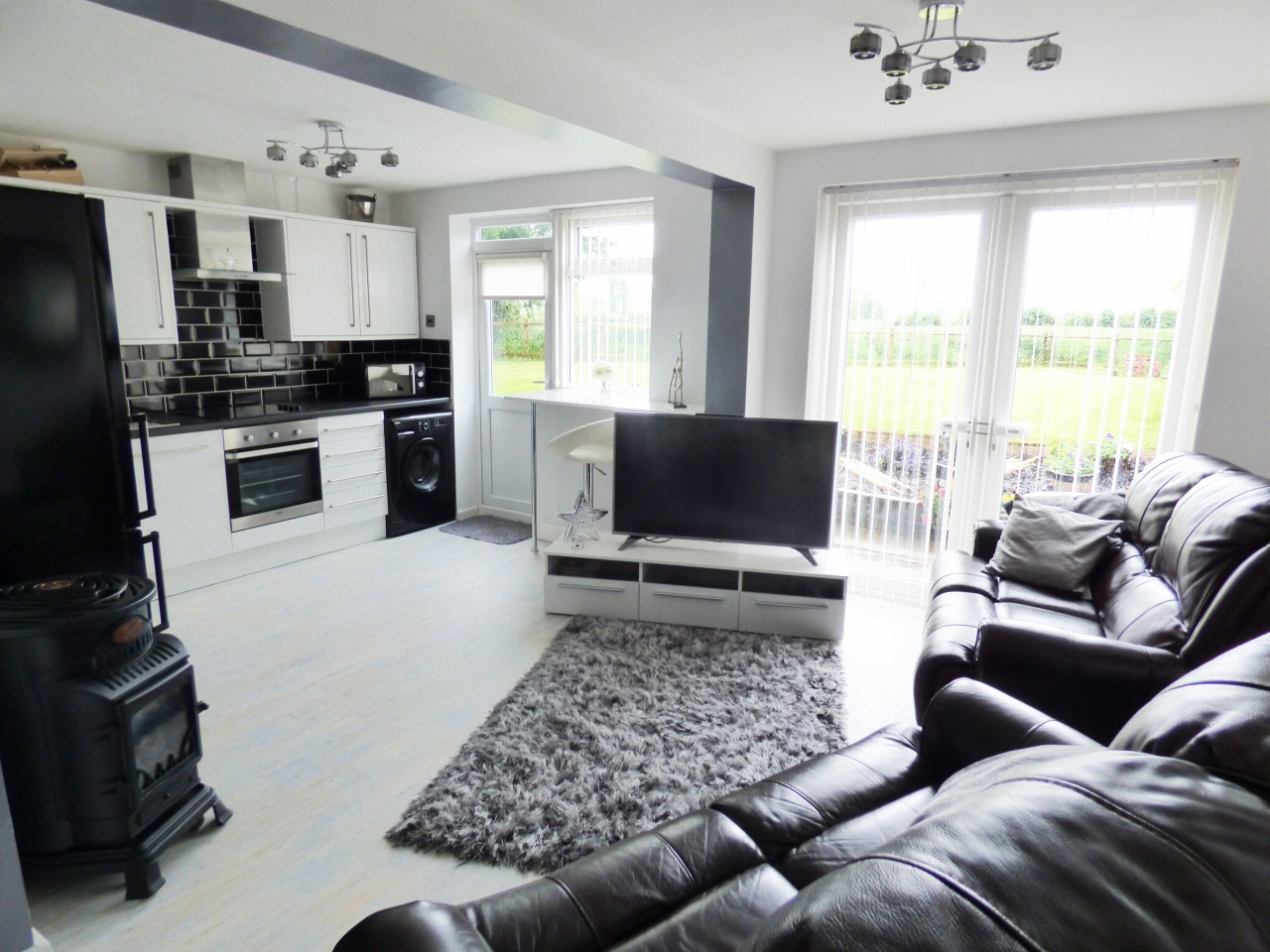 1 Bed Ground Floor Flat/apartment For Sale - 0