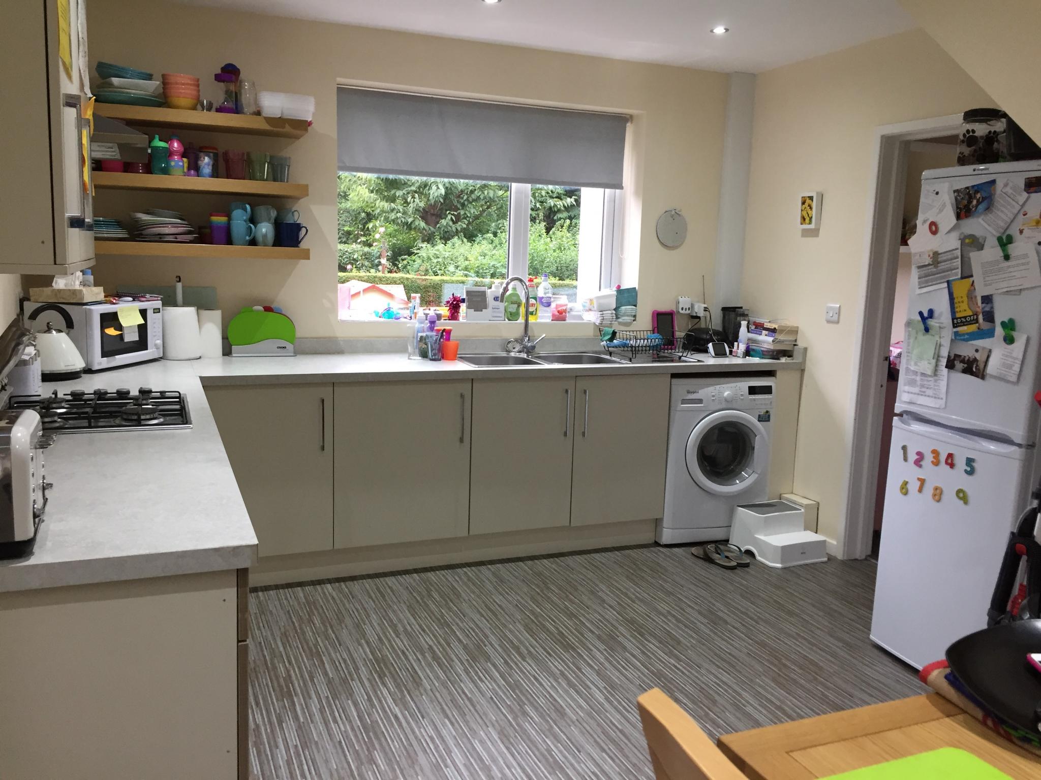 3 bedroom semi-detached house To Let in Manchester - 2.
