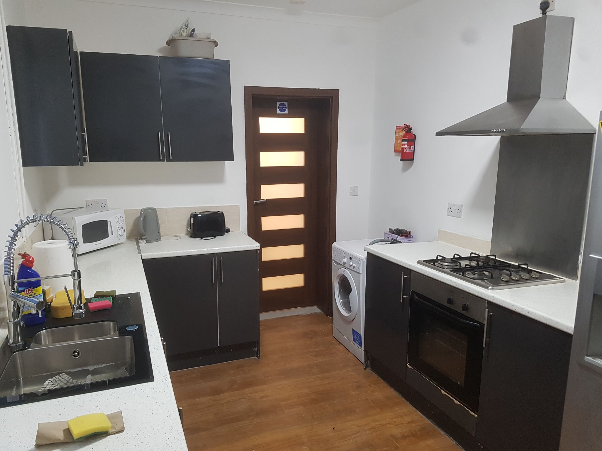 5 bedroom mid terraced house Under Offer in Manchester - Photograph 2.