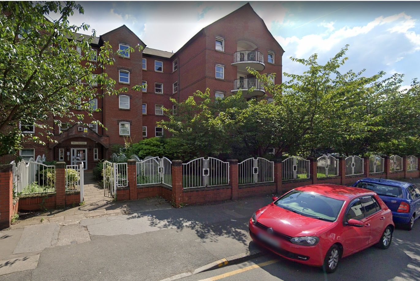 1 bedroom apartment flat/apartment SSTC in Manchester - Photograph 1.