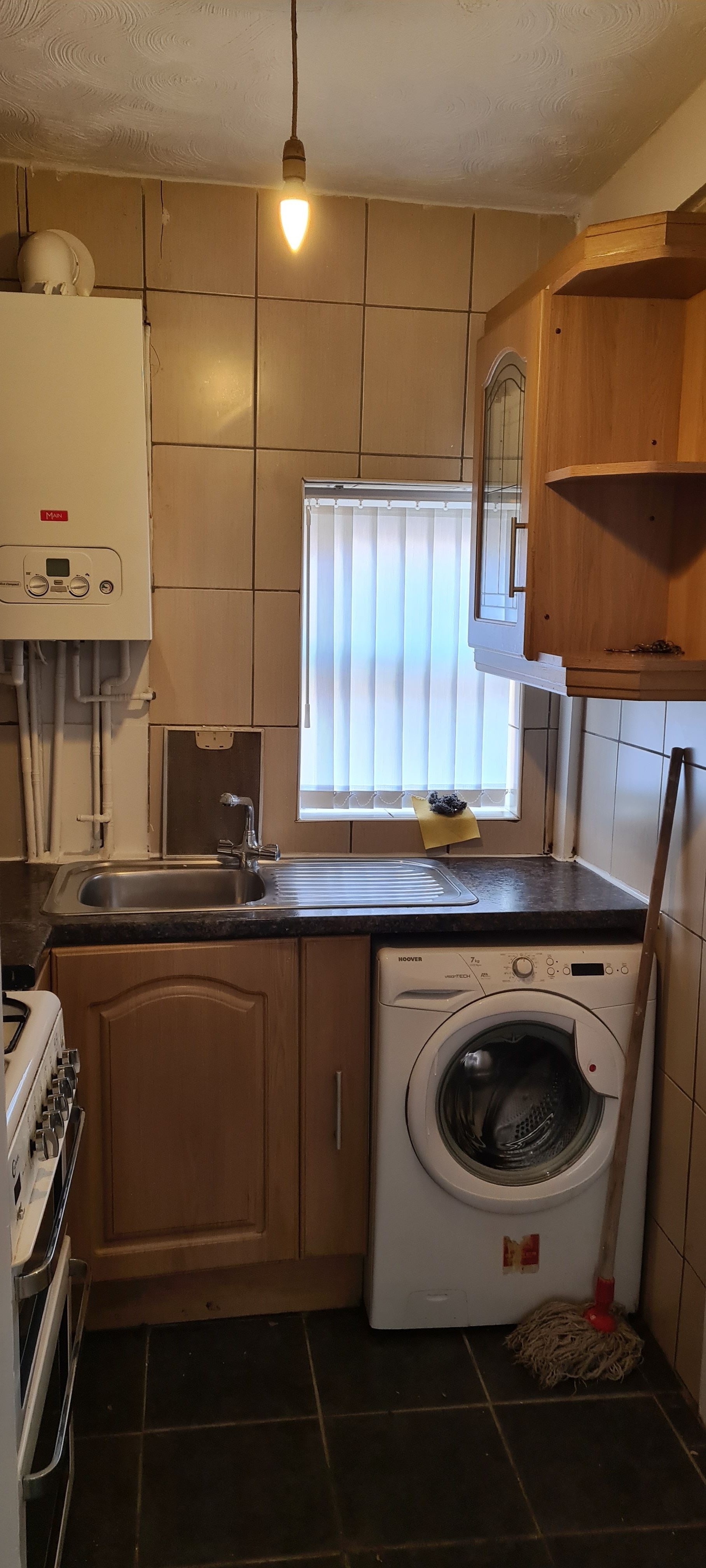 2 bedroom mid terraced house Under Offer in Manchester - Photograph 9.