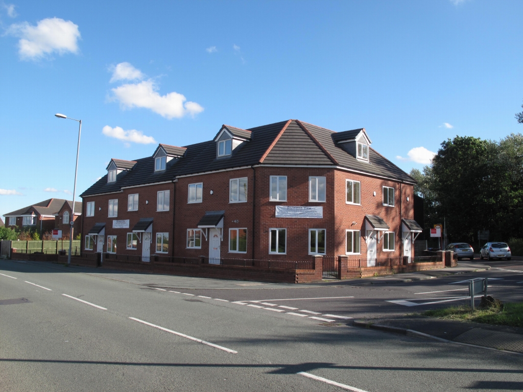 1 bedroom apartment flat/apartment To Let in Warrington - Front