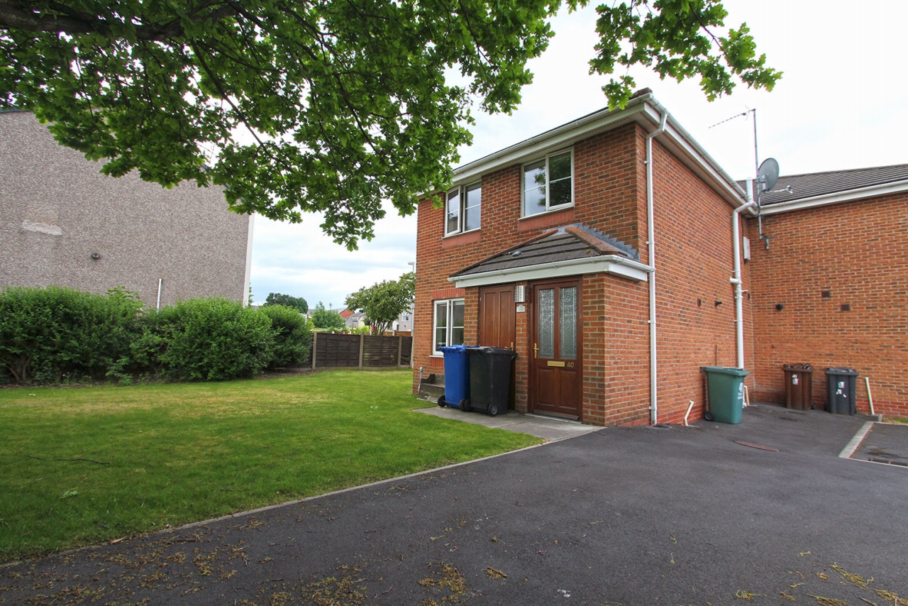 2 bedroom semi-detached house Sold in Warrington - Photograph 1