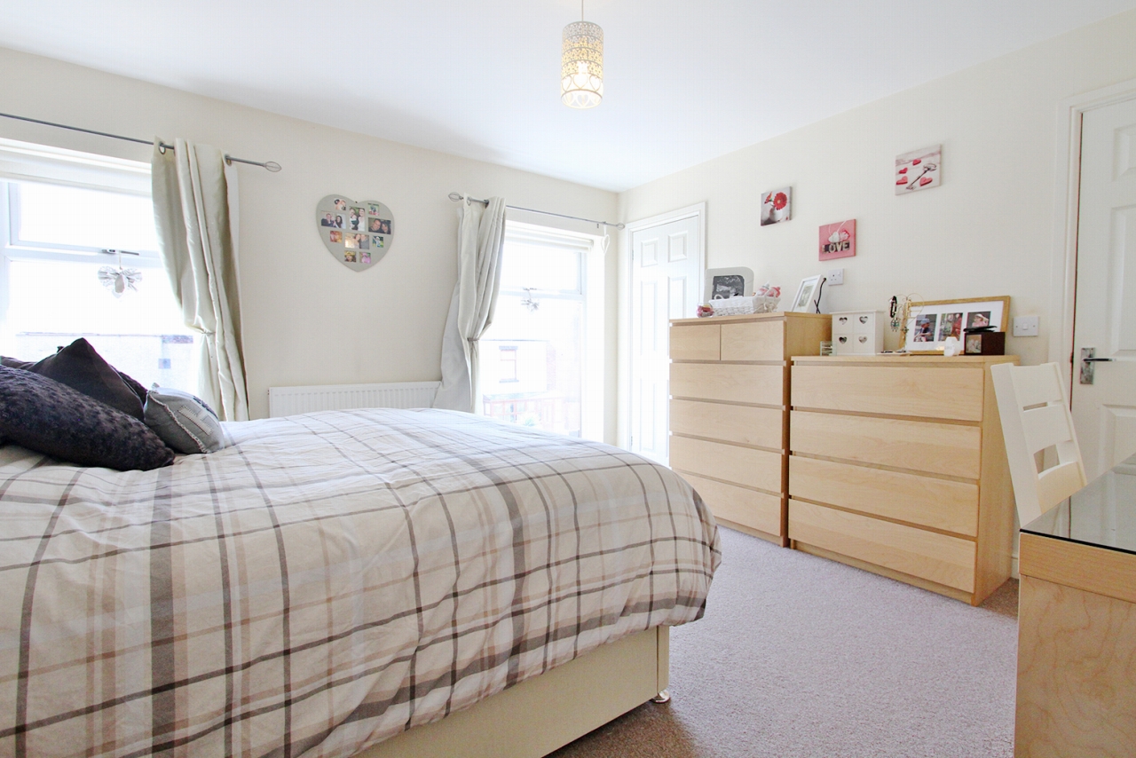 3 bedroom mid terraced house SSTC in Wigan - Photograph 12